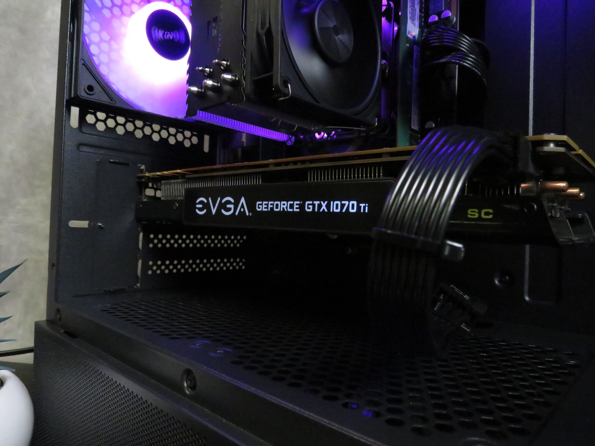 Budget Entry Level Gamer: Xeon E5-2650 v4 + EVGA GTX 1070ti + 32 GB DDR4 + 1TB SSD