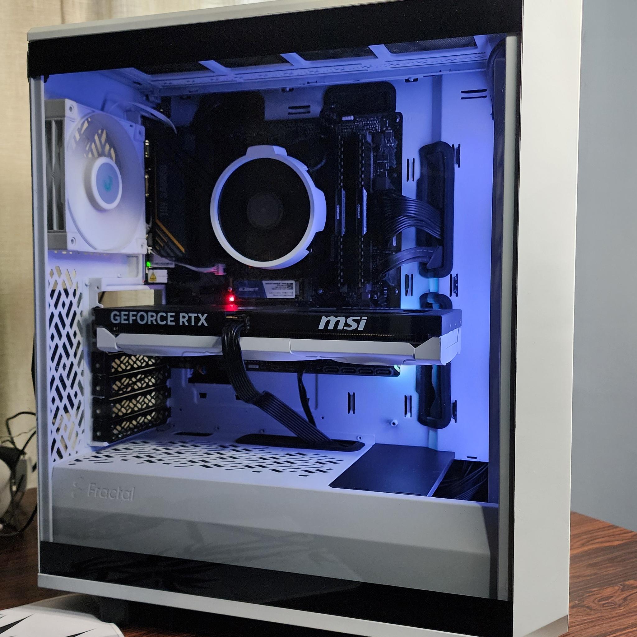 Gaming PC Ryzen 7 5800XT RTX 5060 8GB 32GB RAM 500GB NVMe WiFi