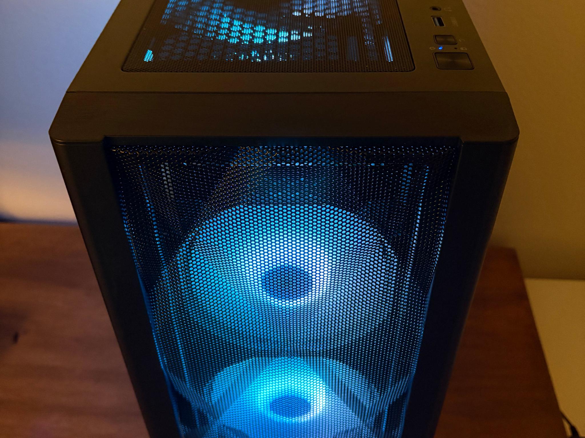 Custom PC - Intel i7-7700 | GTX 1070 | 32GB DDR4 | 256GB NVMe + 500GB SATA SSD | WIFI + BT | Win11