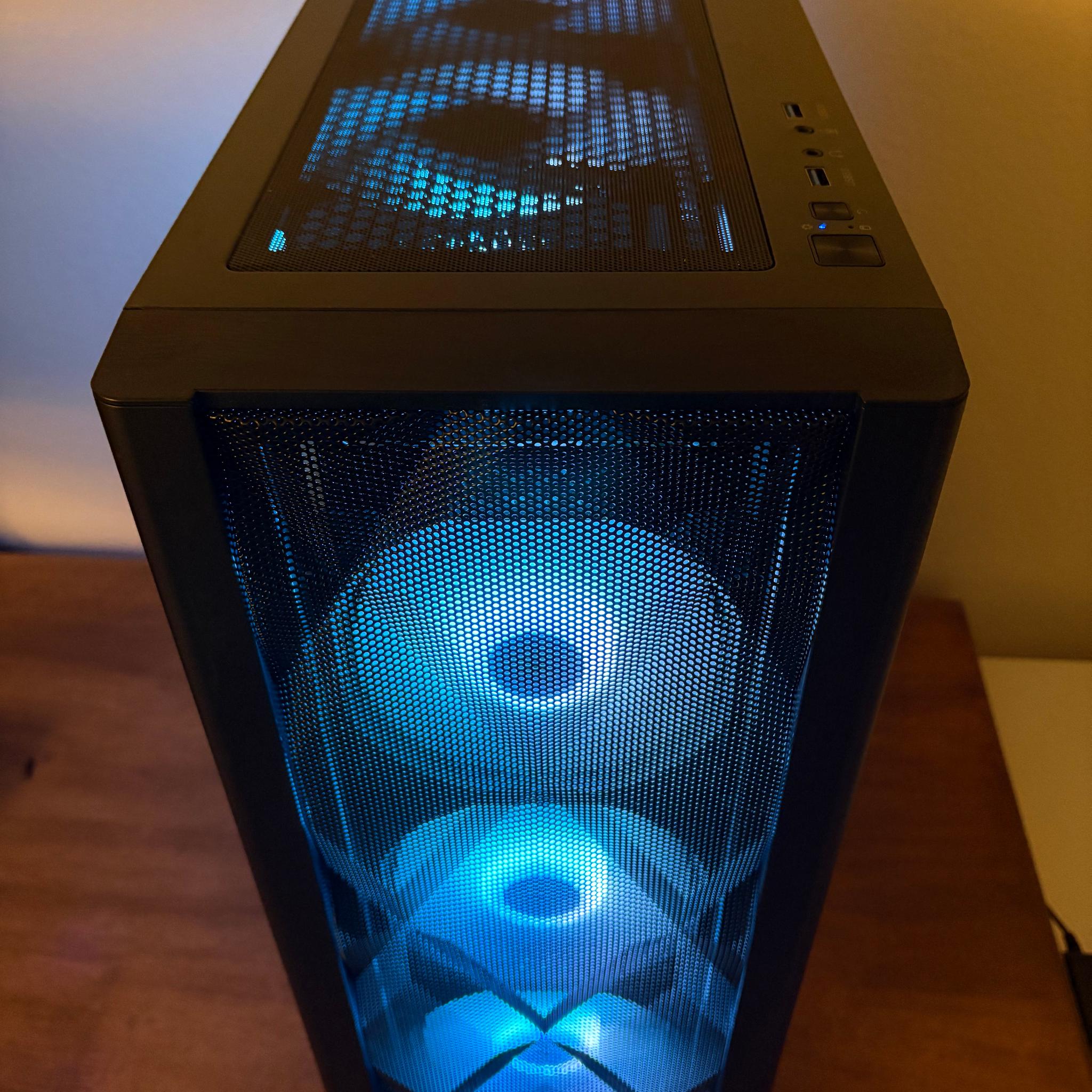 Custom PC - Intel i7-7700 | GTX 1070 | 32GB DDR4 | 256GB NVMe + 500GB SATA SSD | WIFI + BT | Win11