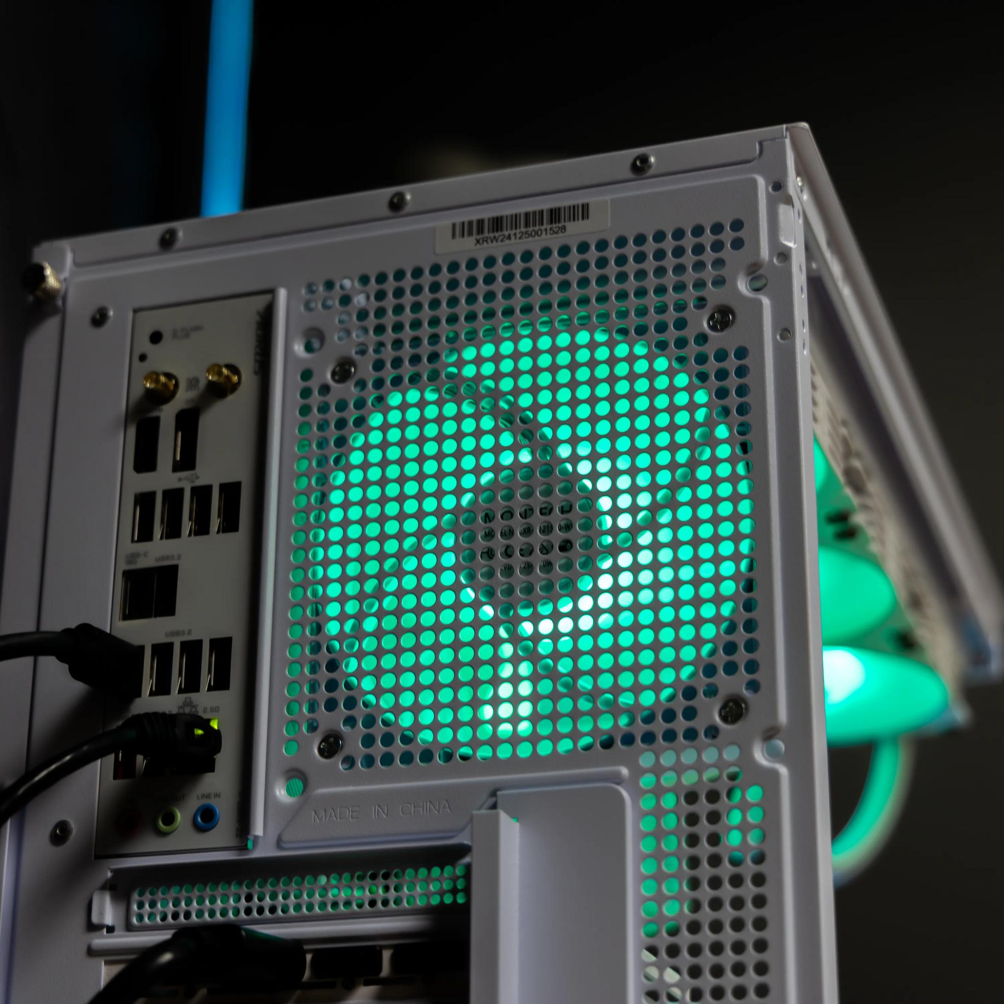 👁️ Gorgon 👁️ RX 9070XT / AMD R7 9700X / 2TB NVME / 32GB DDR5 RAM / 360 AIO / Windows 11 Pro
