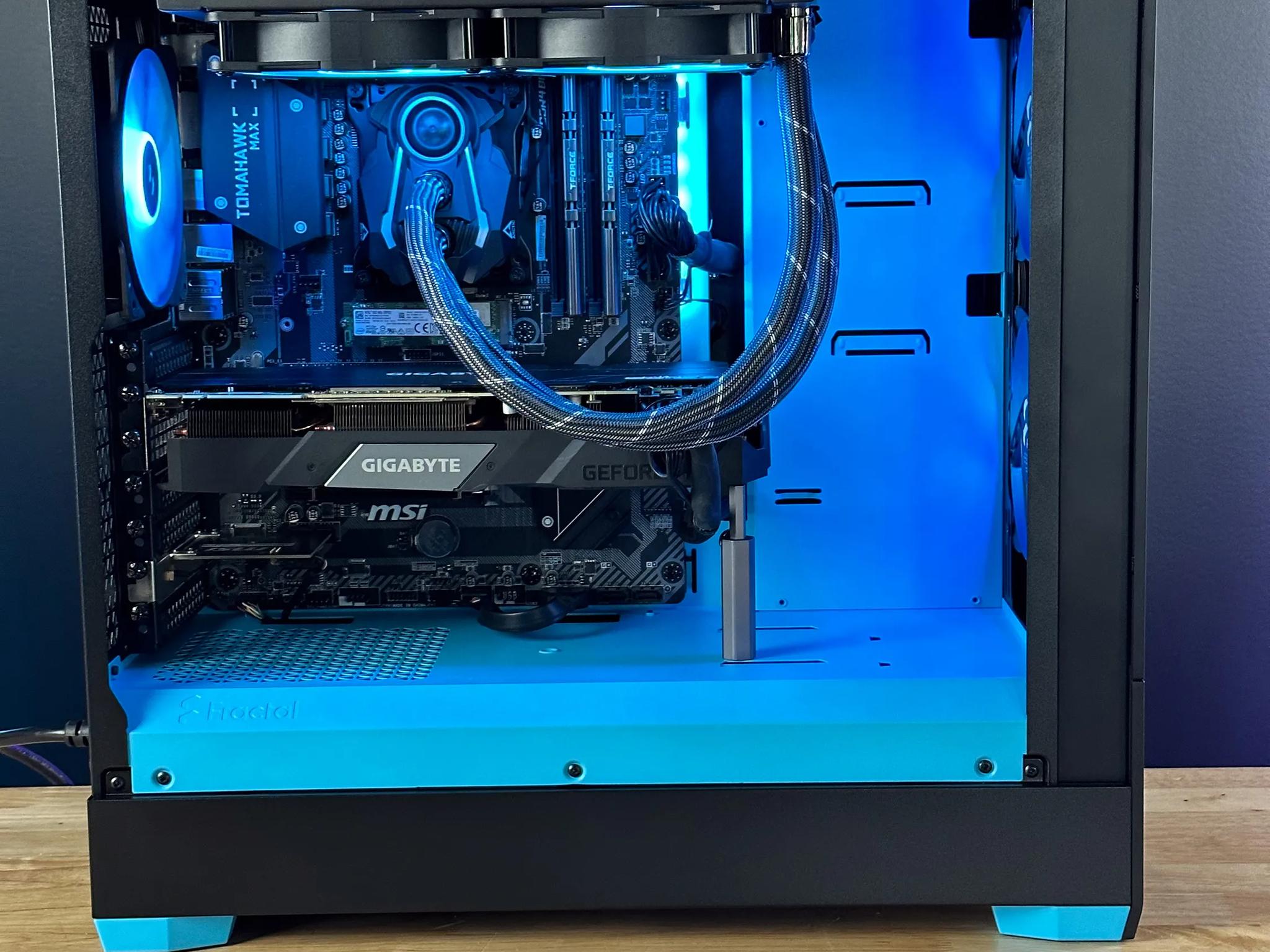 AMD Ryzen 7 3700x/RTX 2070 Super Gaming PC