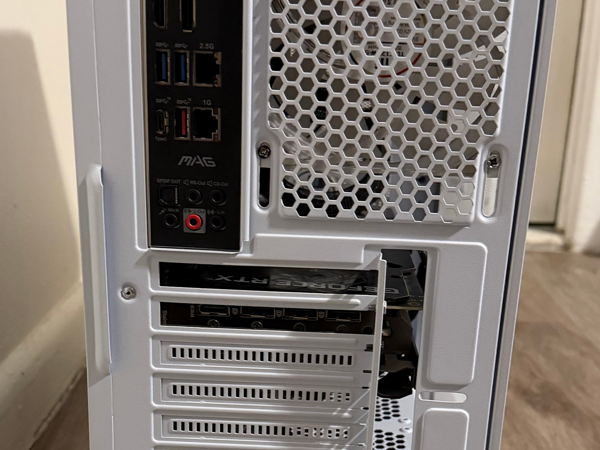 Gaming PC - RTX 3080 10gb / Ryzen 9 5900x / 32GB RAM/ 1TB M.2 SSD
