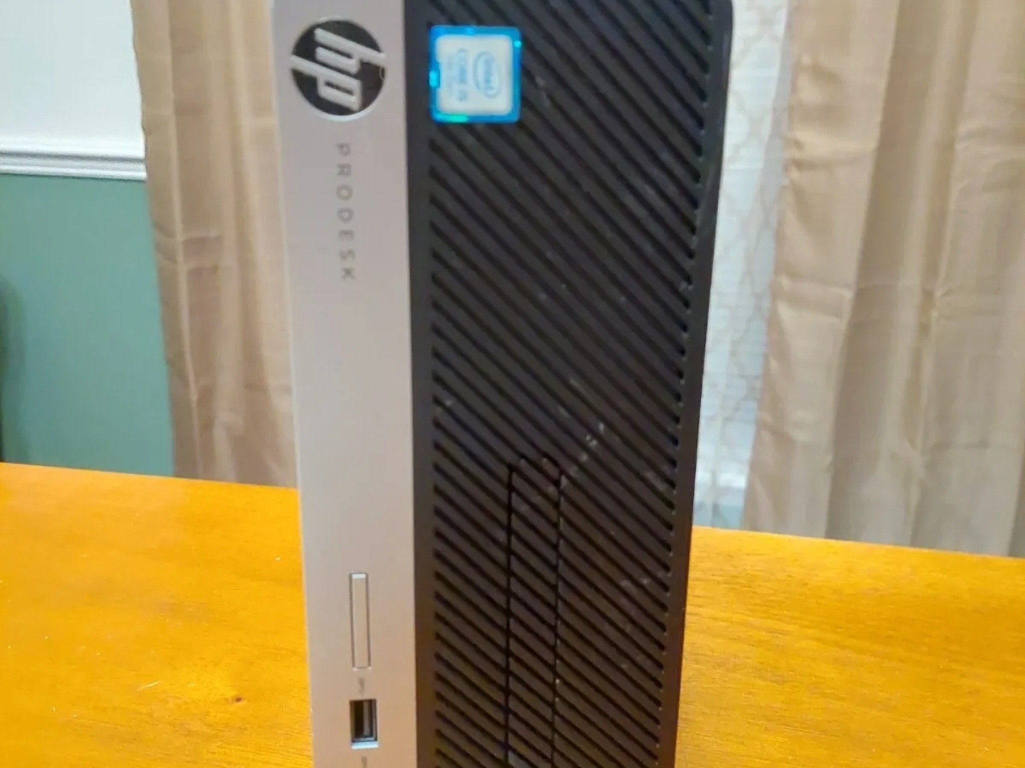 HP ProDesk 400 g4 Esports Gaming Pc Intel I5, 16GB Ram, 512GB SSD, AMD Rx 550 4gb