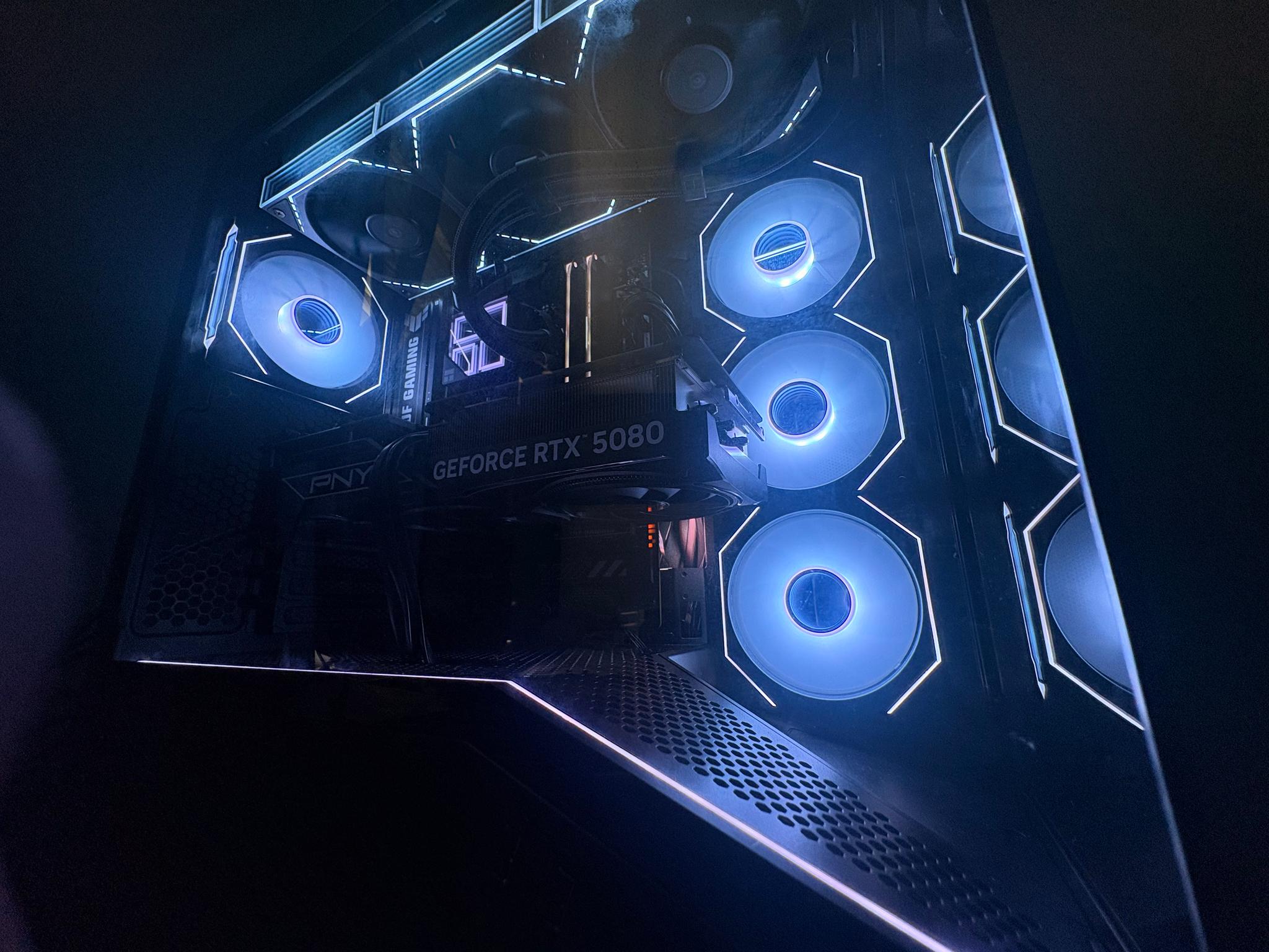 5080/Ryzen 7 7800x3D/32GB-Gaming Pc