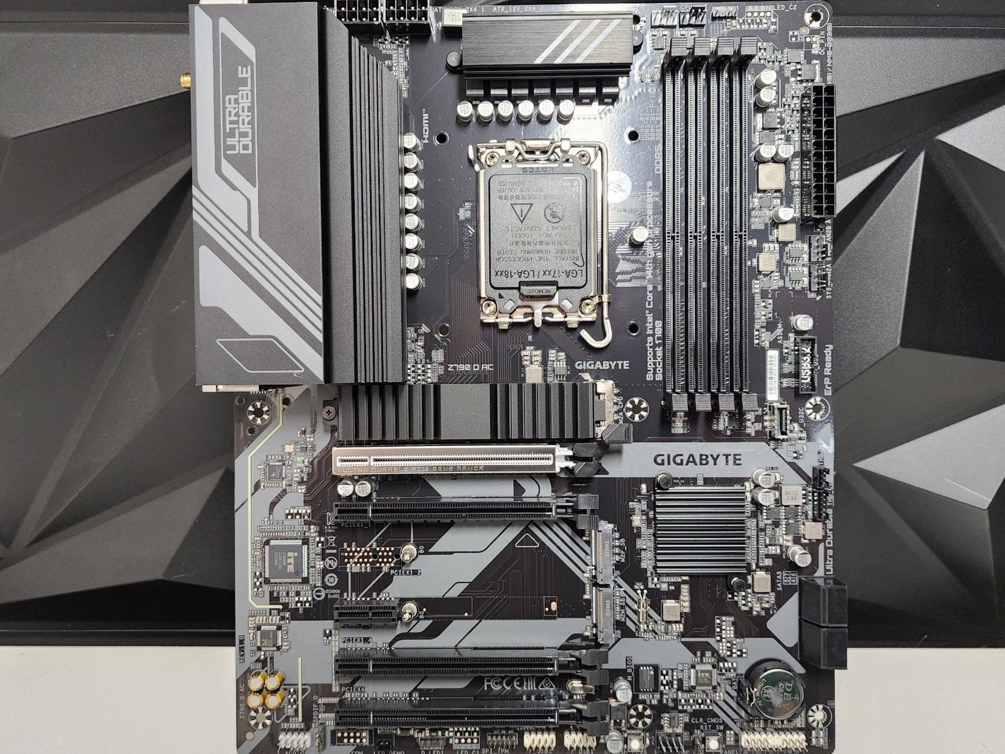 UPDATED BIOS GIGABYTE Z790 D AC WIFI DDR5 LGA1700 ATX MOTHERBOARD