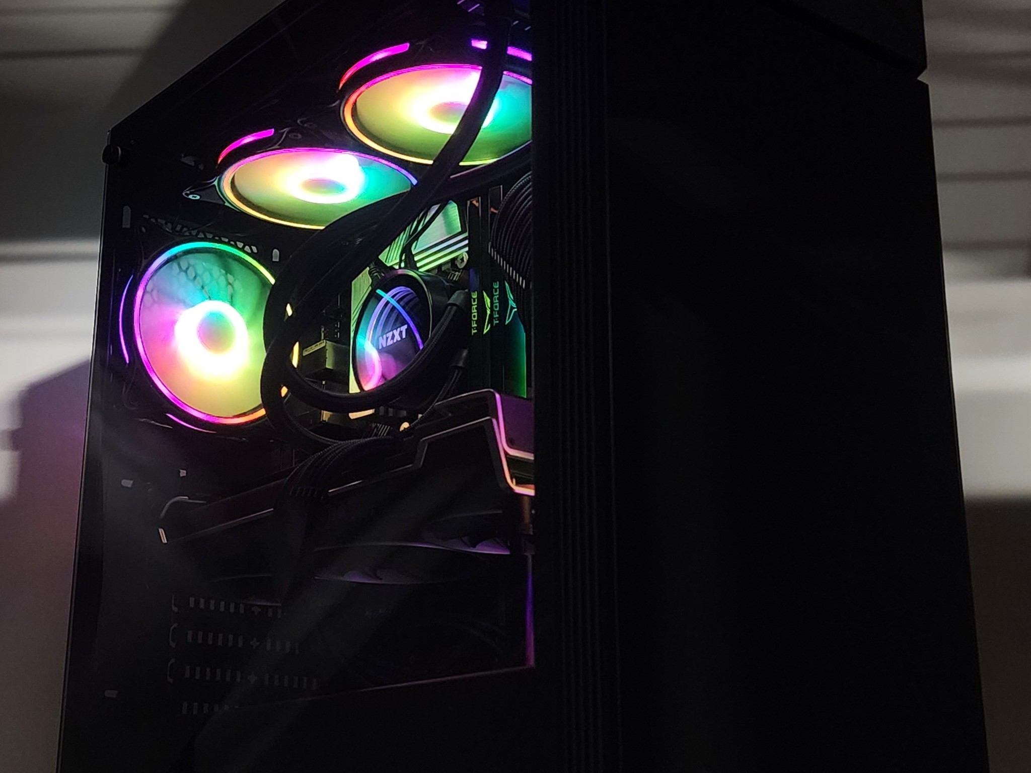 Gaming PC Ryzen 7 5700X 16GB RAM 500GB SSD RX 6750 XT 12GB Windows 11 Computer