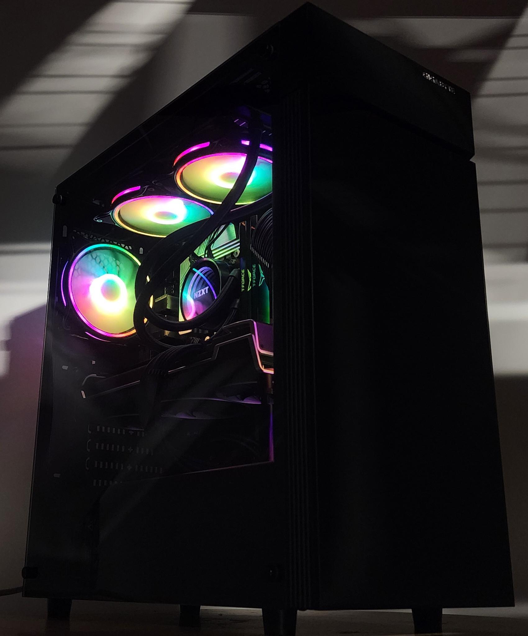Gaming PC Ryzen 7 5700X 16GB RAM 500GB SSD RX 6750 XT 12GB Windows 11 Computer