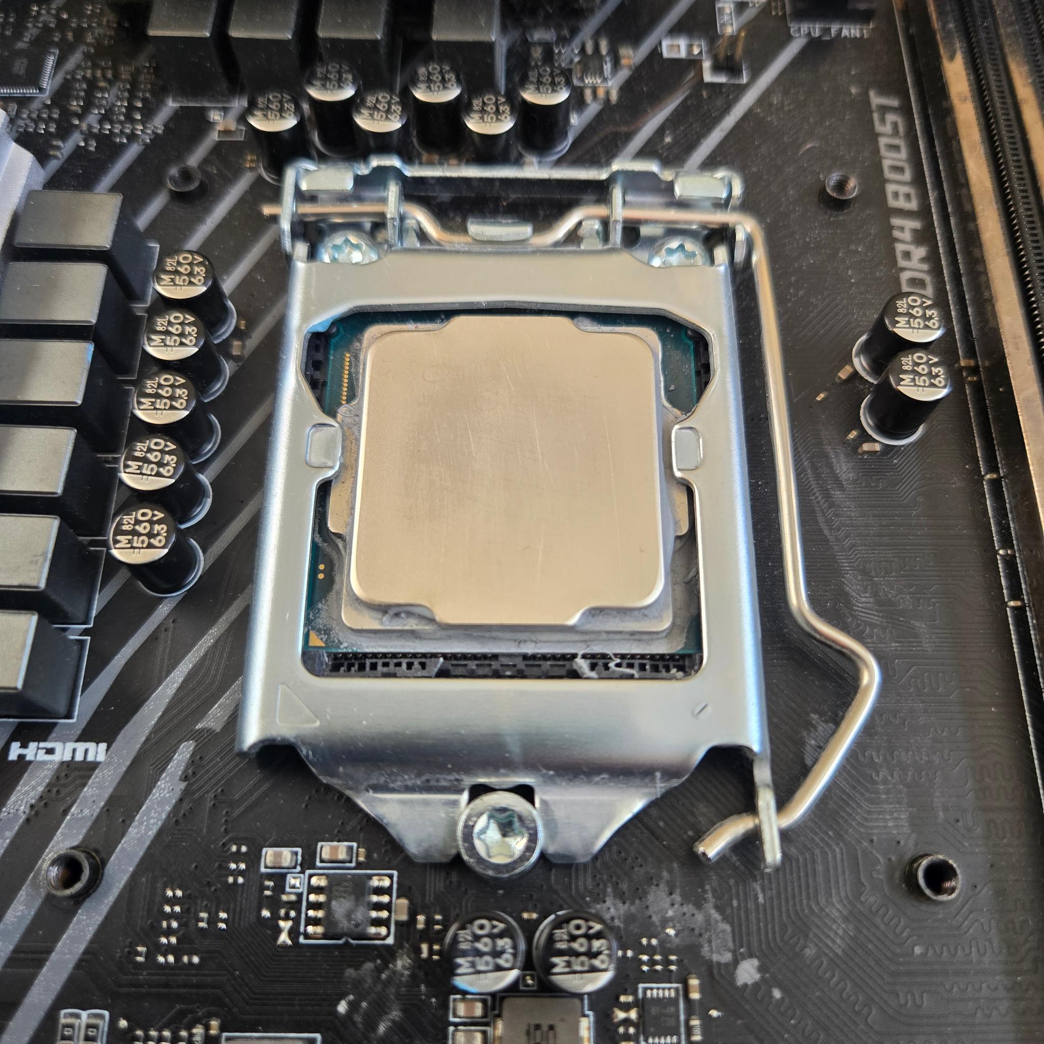 i7-8700K + Z370 Gaming Pro Carbon AC Bundle - Used