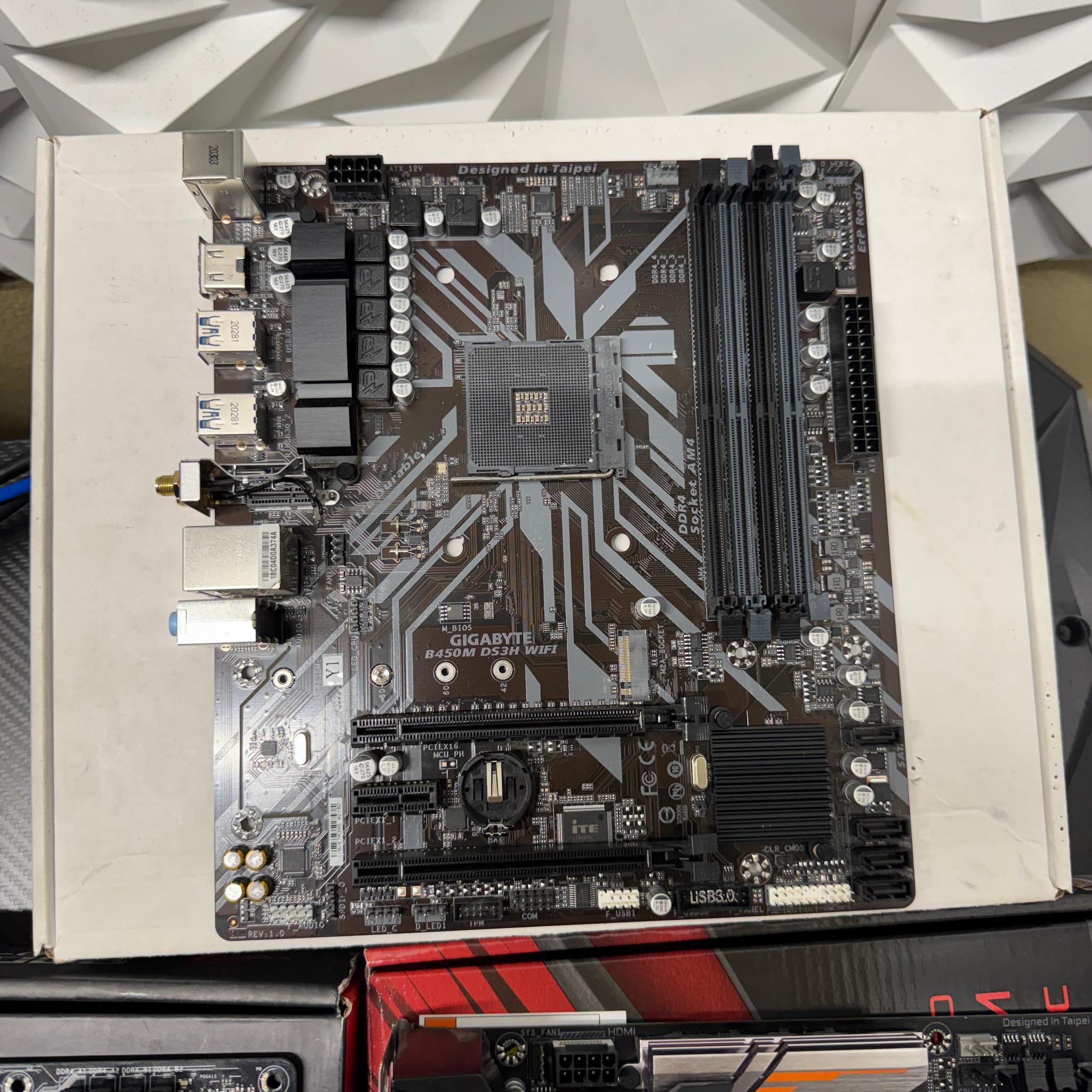 Motherboards for parts, Z790, Z690, B450, B350, Ryzen 7 5800x, Ryzen 7 3700x, 16GB ram