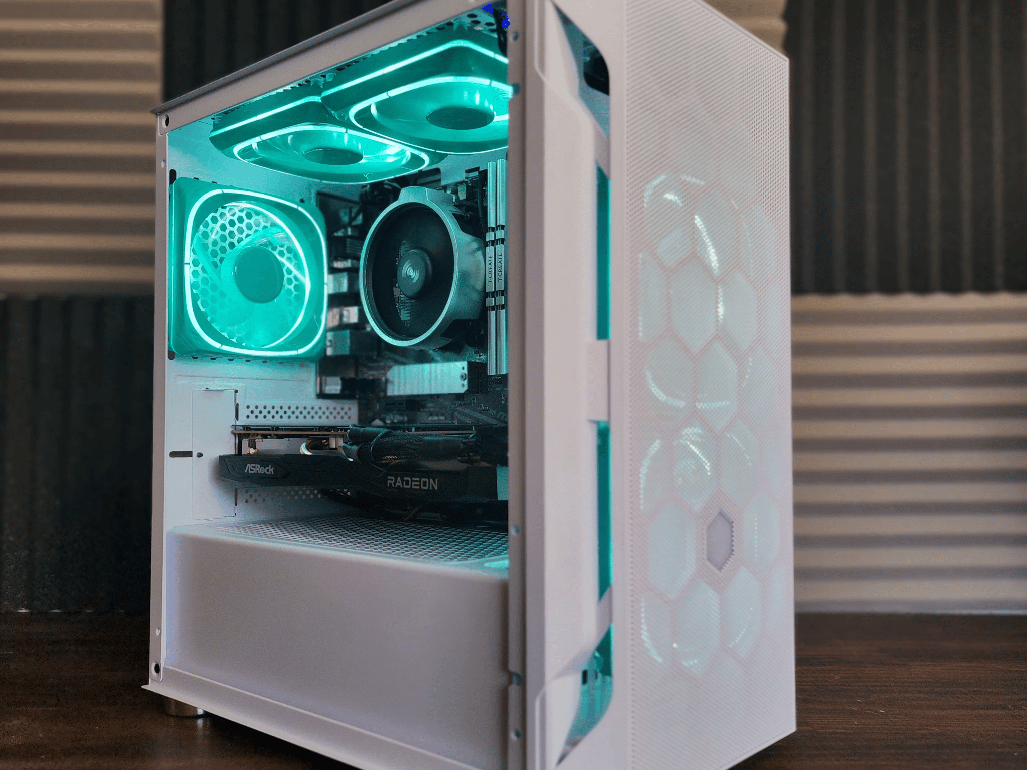 🤍👽🤍 ASRock RX 6600 //  AMD Ryzen 5 3500X // T-Create 16GB 3200MHz