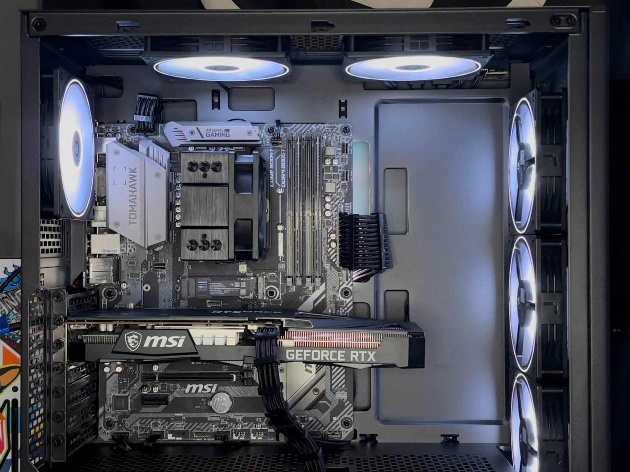 GAMING PC \ 3060ti \ Ryzen 5 \ 1TB STORAGE \ WiFi