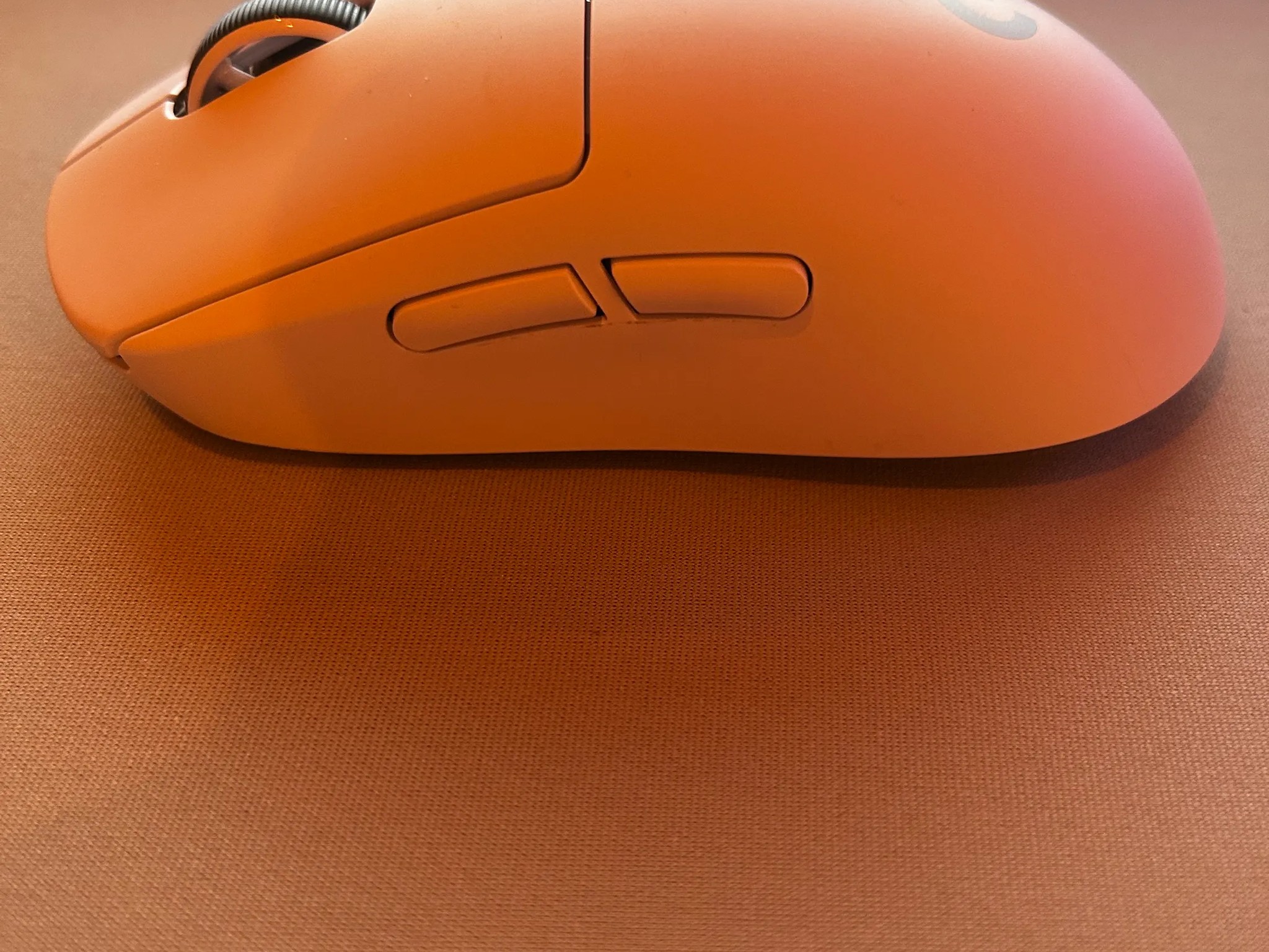 Logitech G PRO X Superlight Wireless Gaming Mouse, Ultra-Lightweight, Less than 1 hour of use
