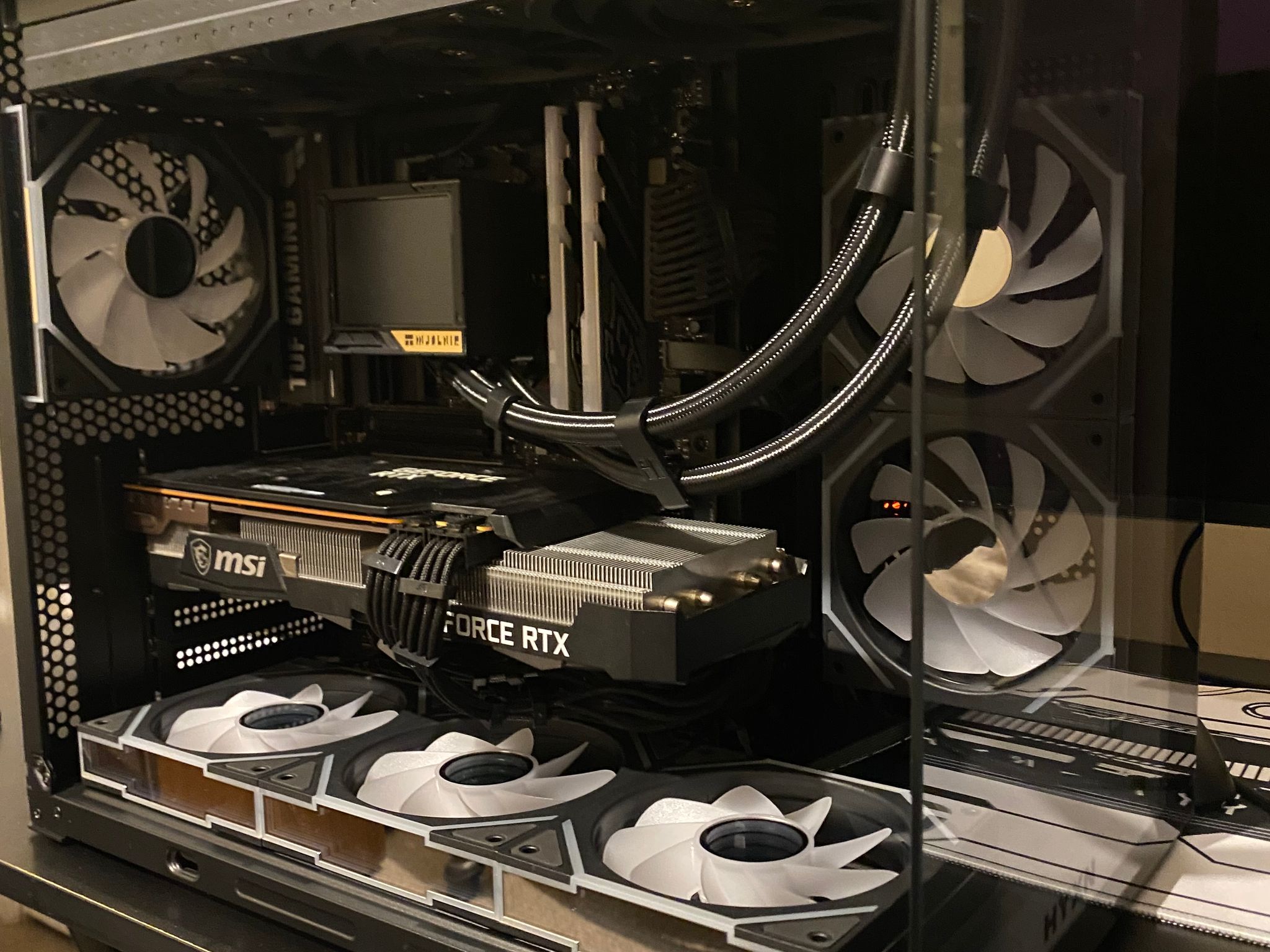 BUDGET-FRIENDLY AM5 GAMING PC | RYZEN 5 7600X | RTX 3070 | 32GB DDR5
