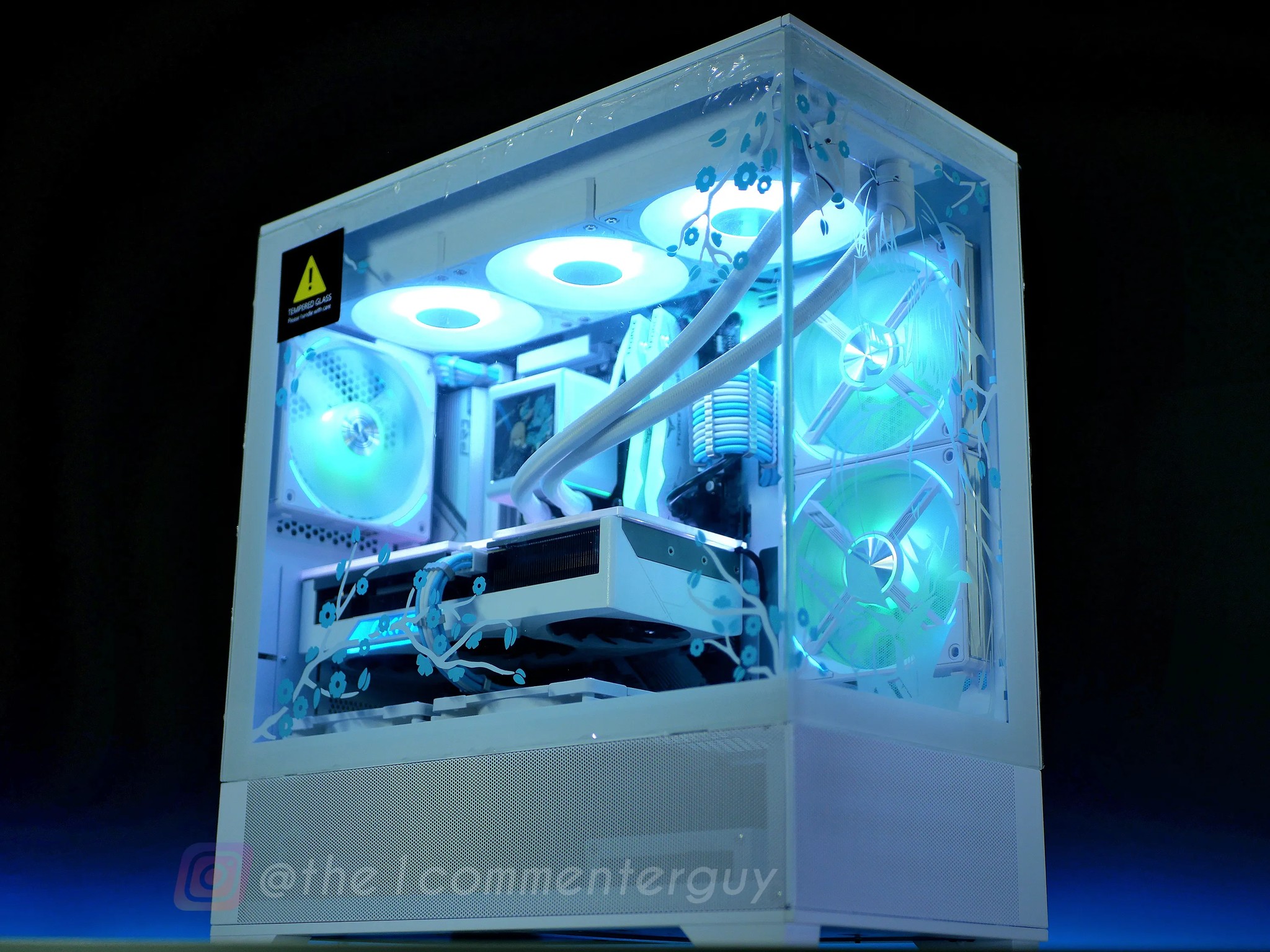 Sakura🗡Saber 🩵|🌸 RTX 4070, Ryzen 7500F, 32GB RAM, 1TB Gen 4.0 nvme