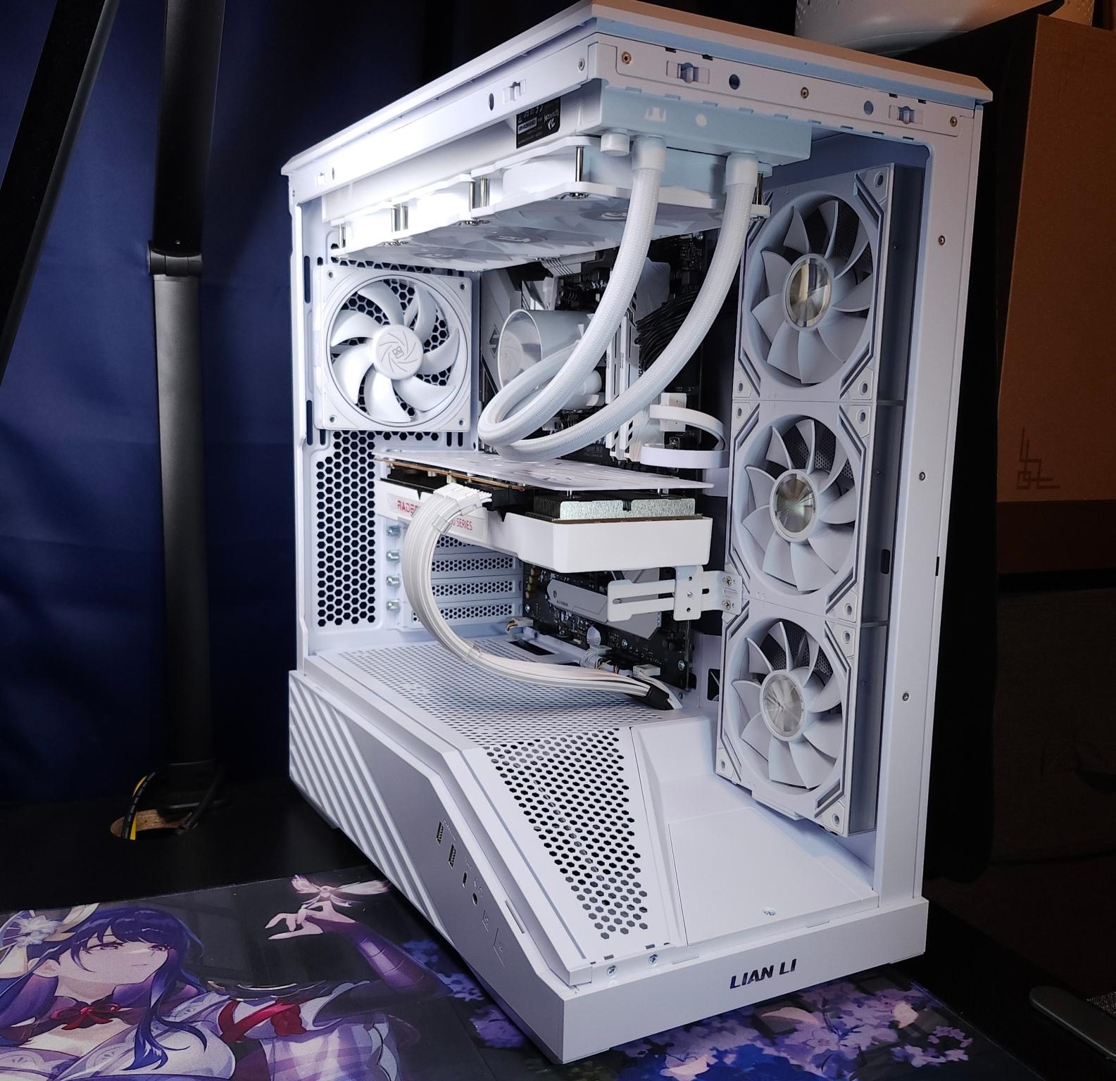 Tron Light Gaming - Ryzen 7 5800X | RX 6800