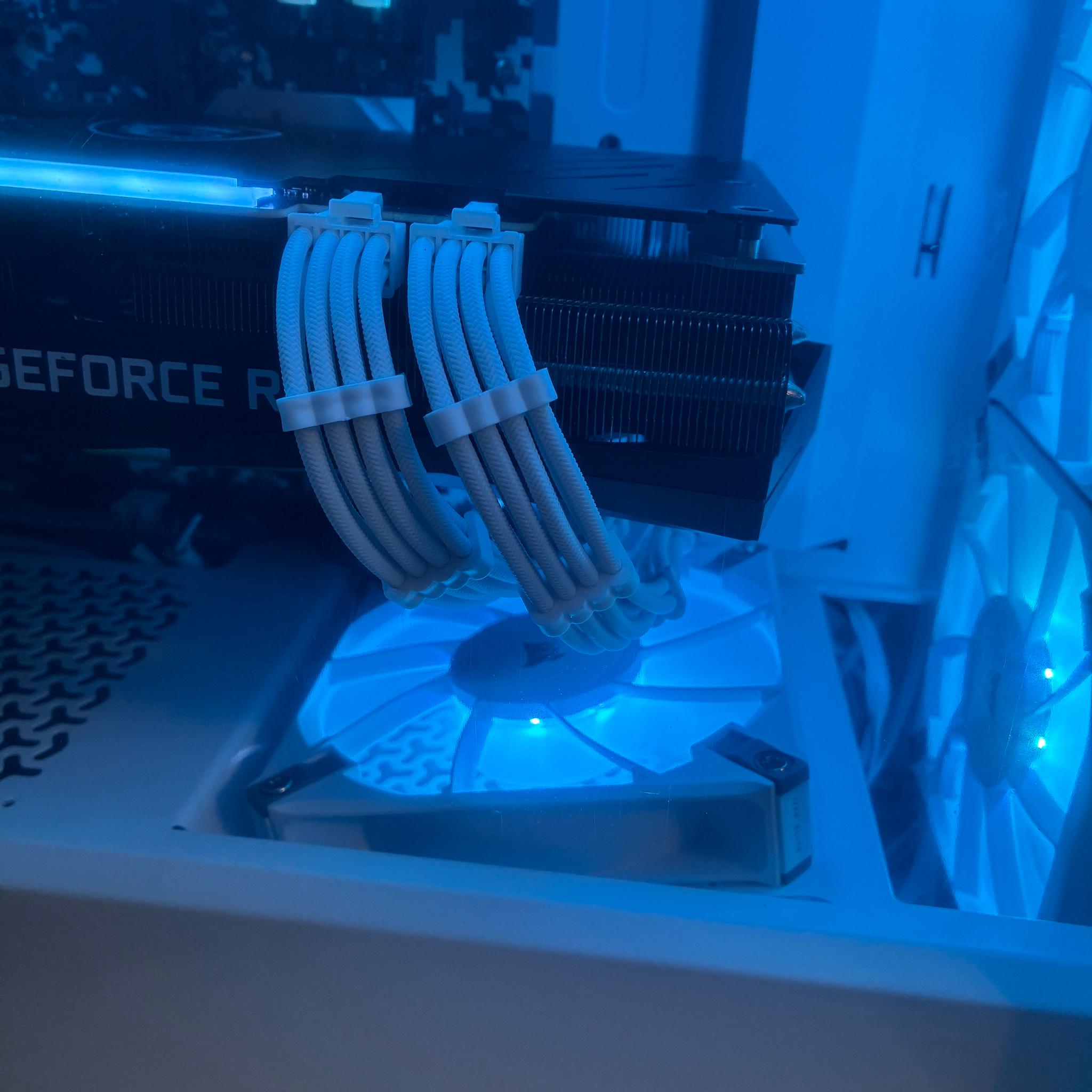 GeForce RTX 3070 Ti/ Ryzen 7 3800X/16gb ram/ 1tbssd nvme