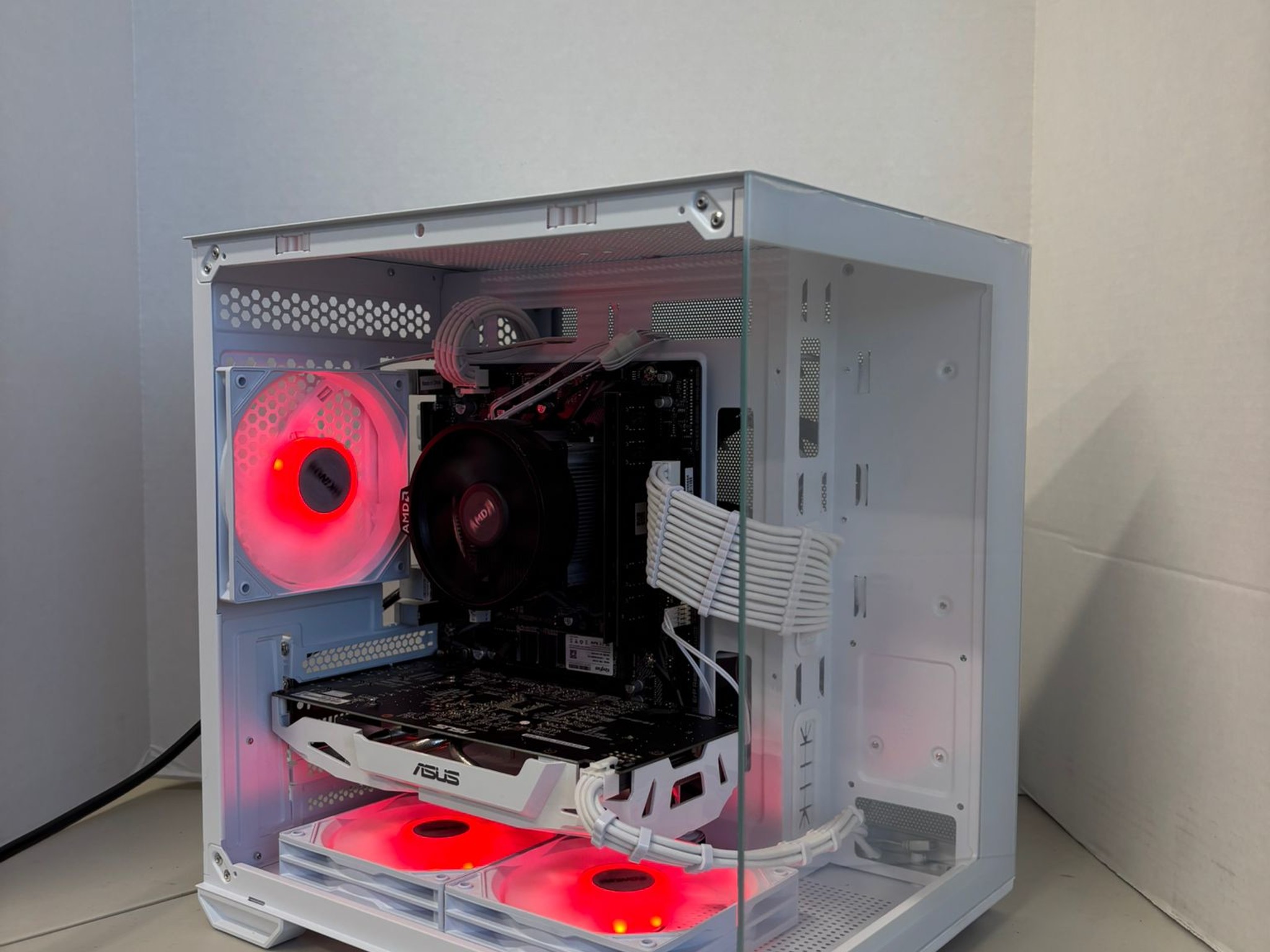 ⚪️ All-White 1080p Gaming PC | GTX 1060 6GB + Ryzen 5 1600 | 16GB RAM | Clean & Smooth Performance