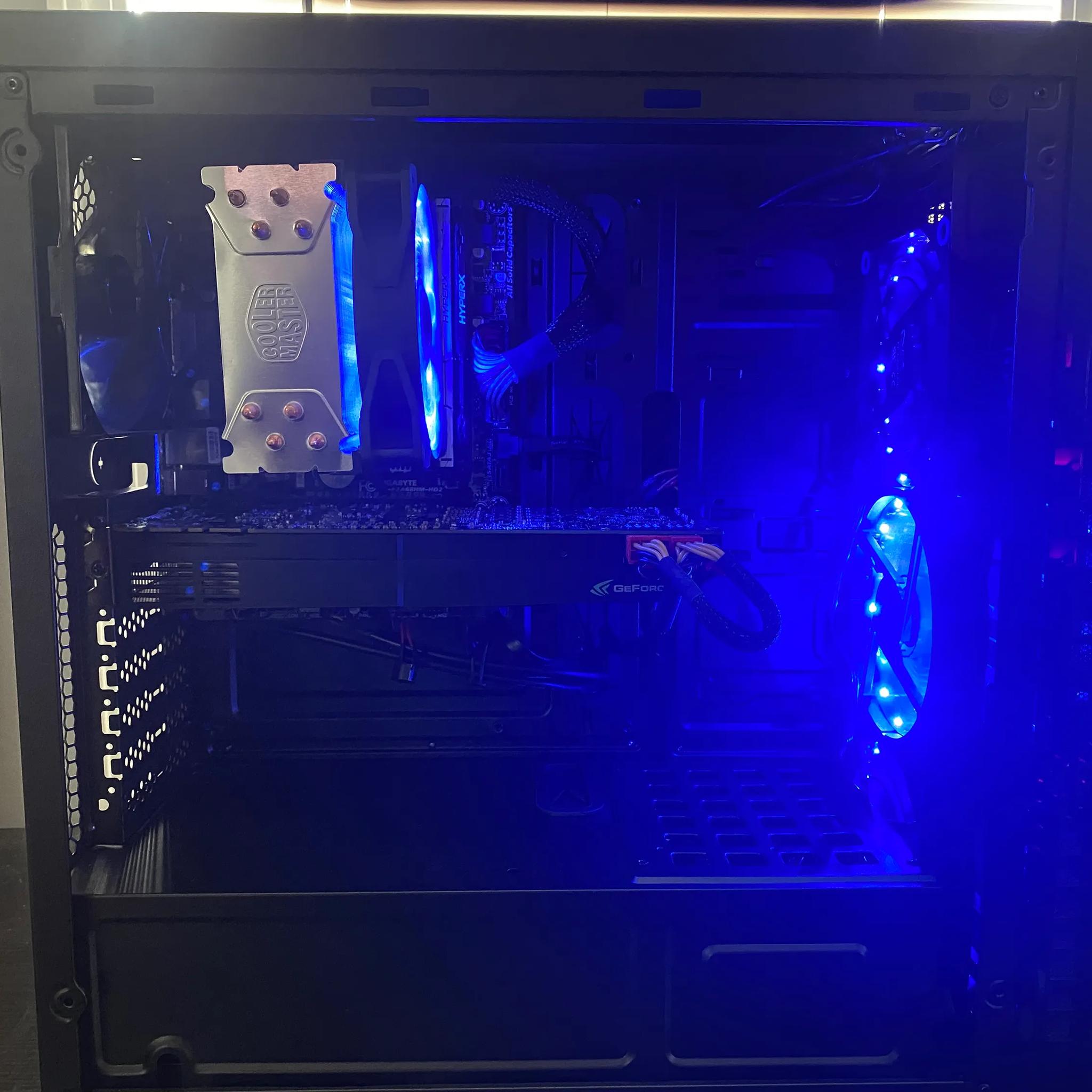 Custom PC GTX 580 AMD Athlon 860K