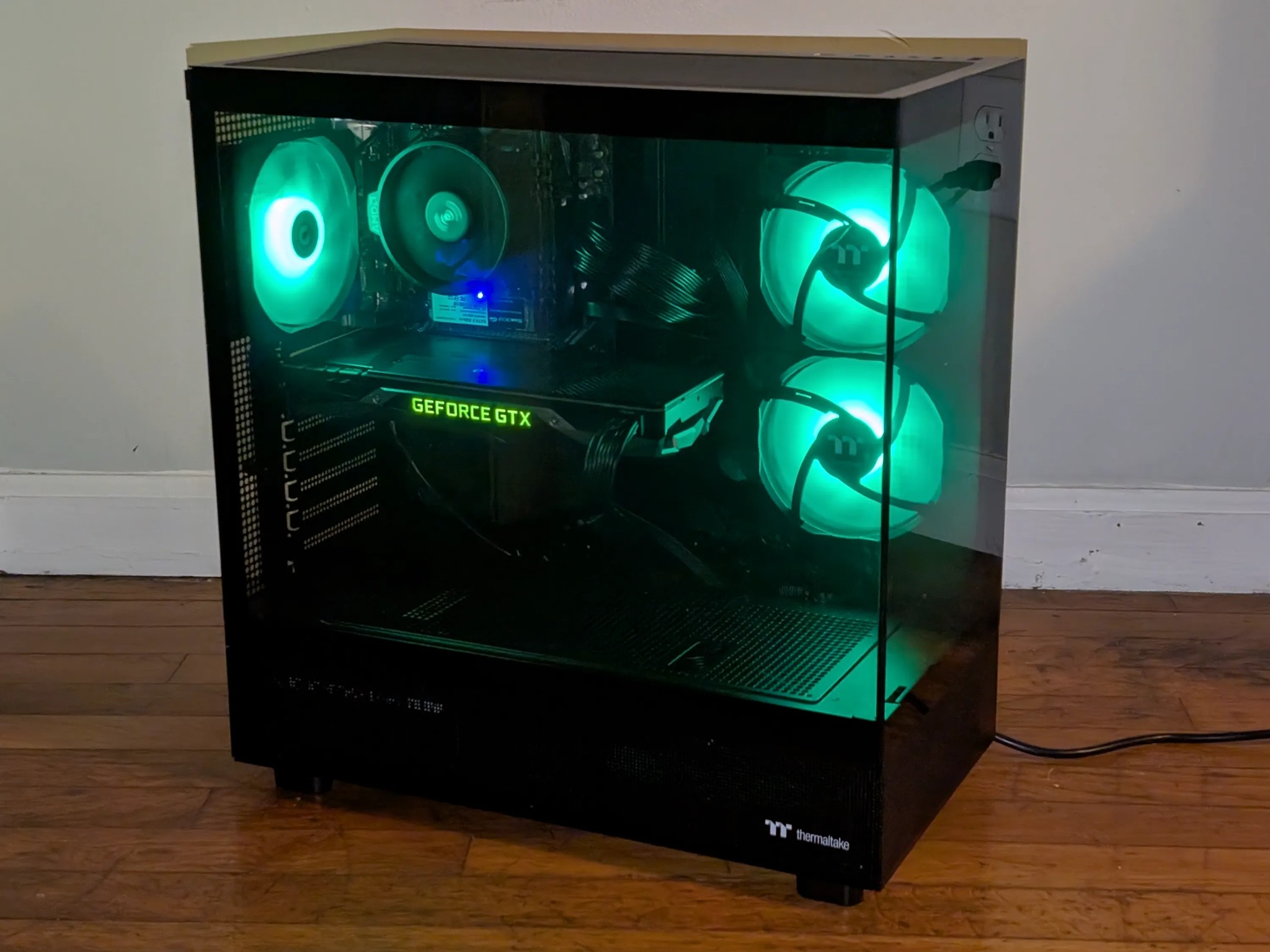 Ryzen 5 2600 + GTX 1080 Gaming PC