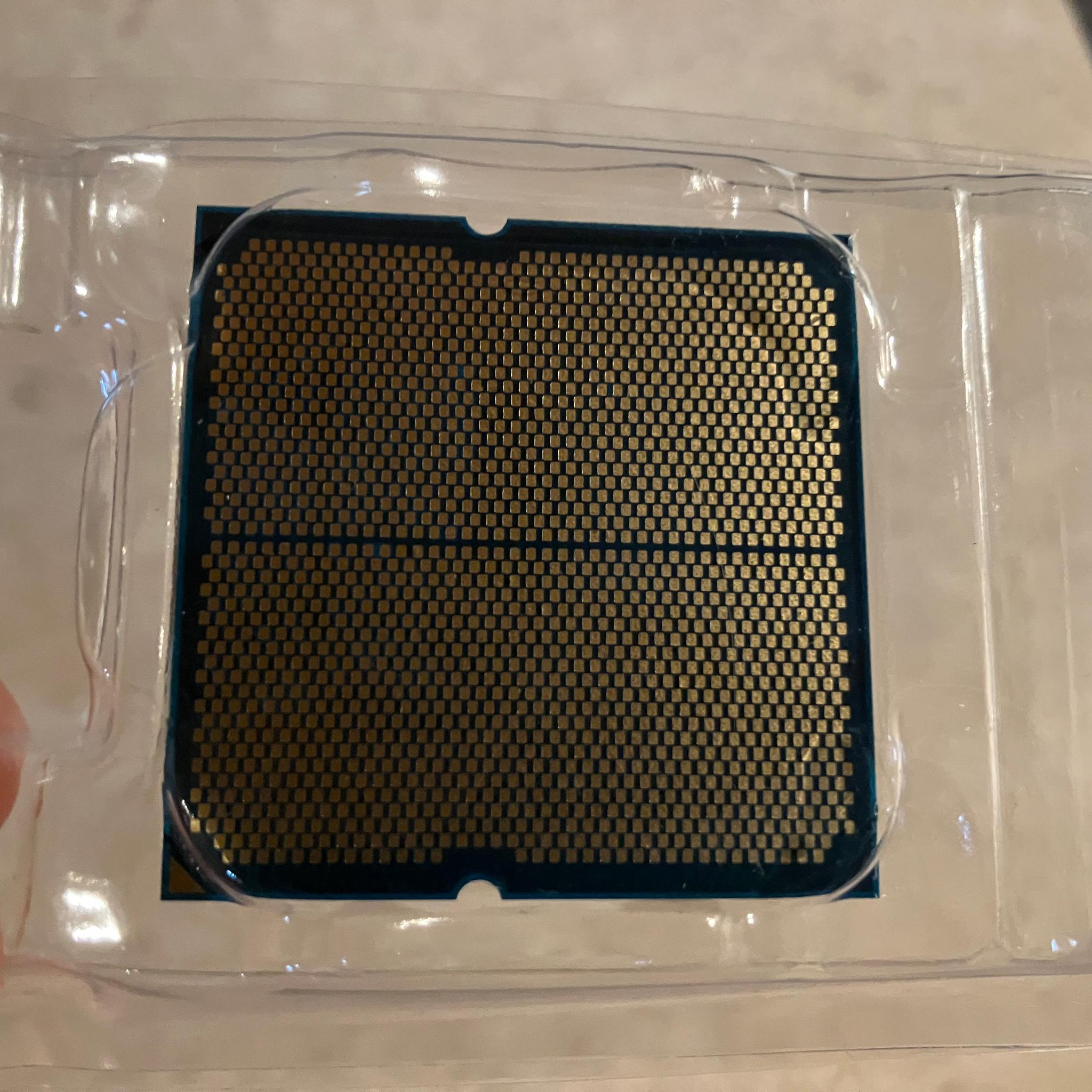 AMD Ryzen 7 9800X3D