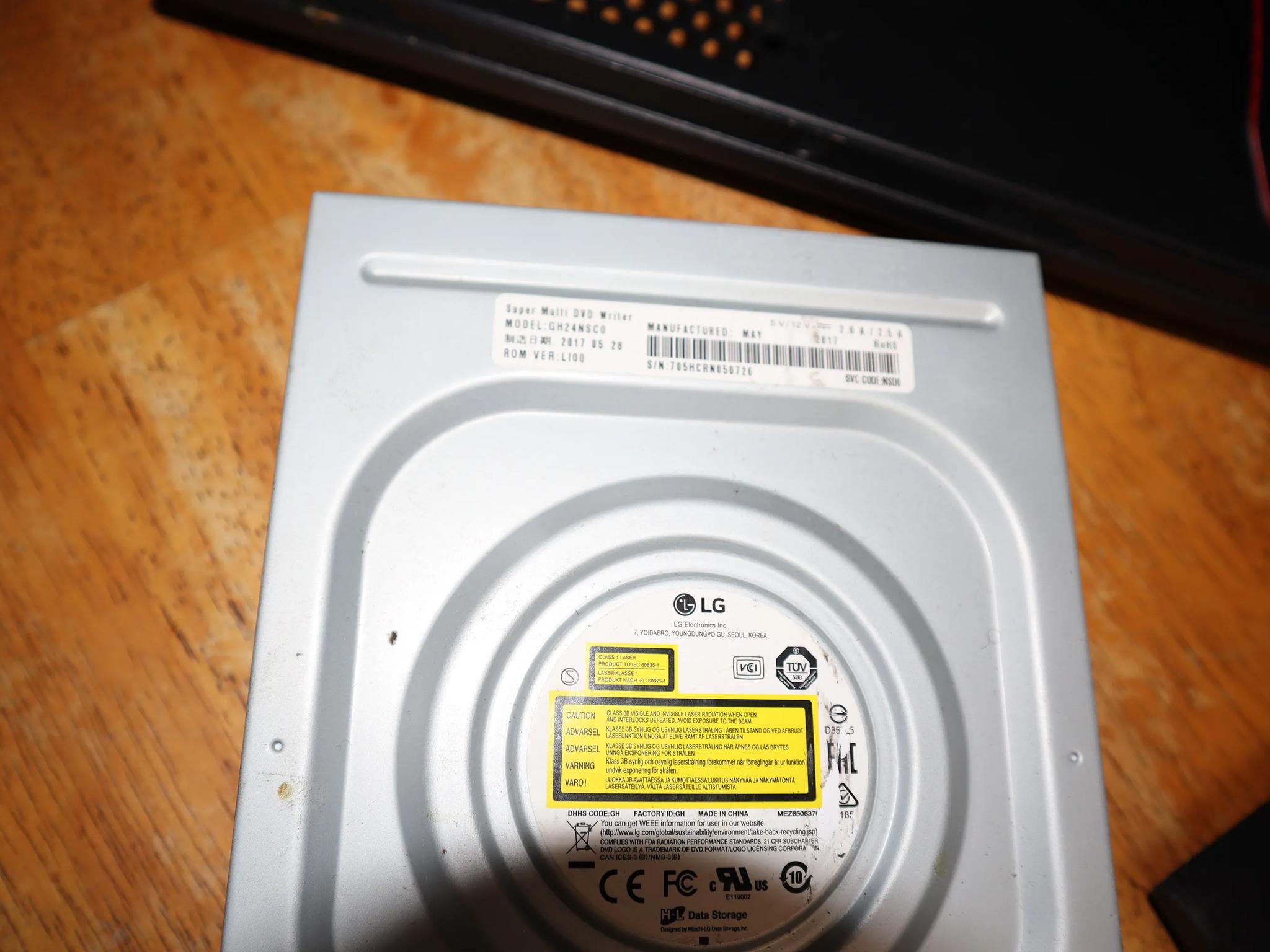 AZZA DRACO 707 ATX MID TOWER