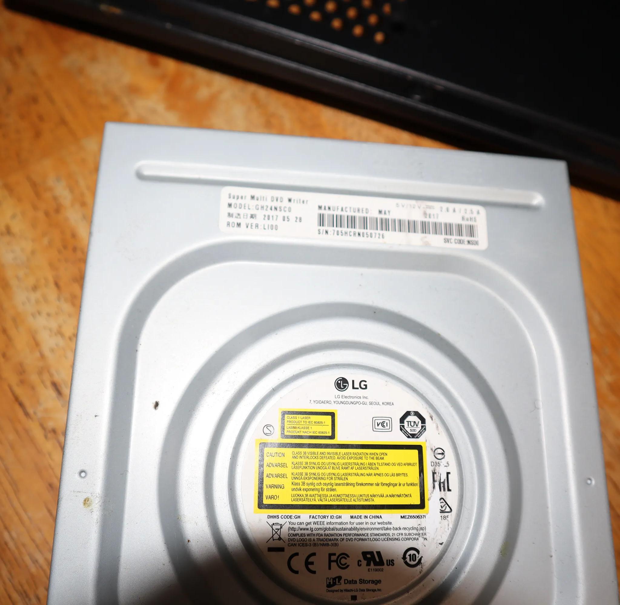 AZZA DRACO 707 ATX MID TOWER