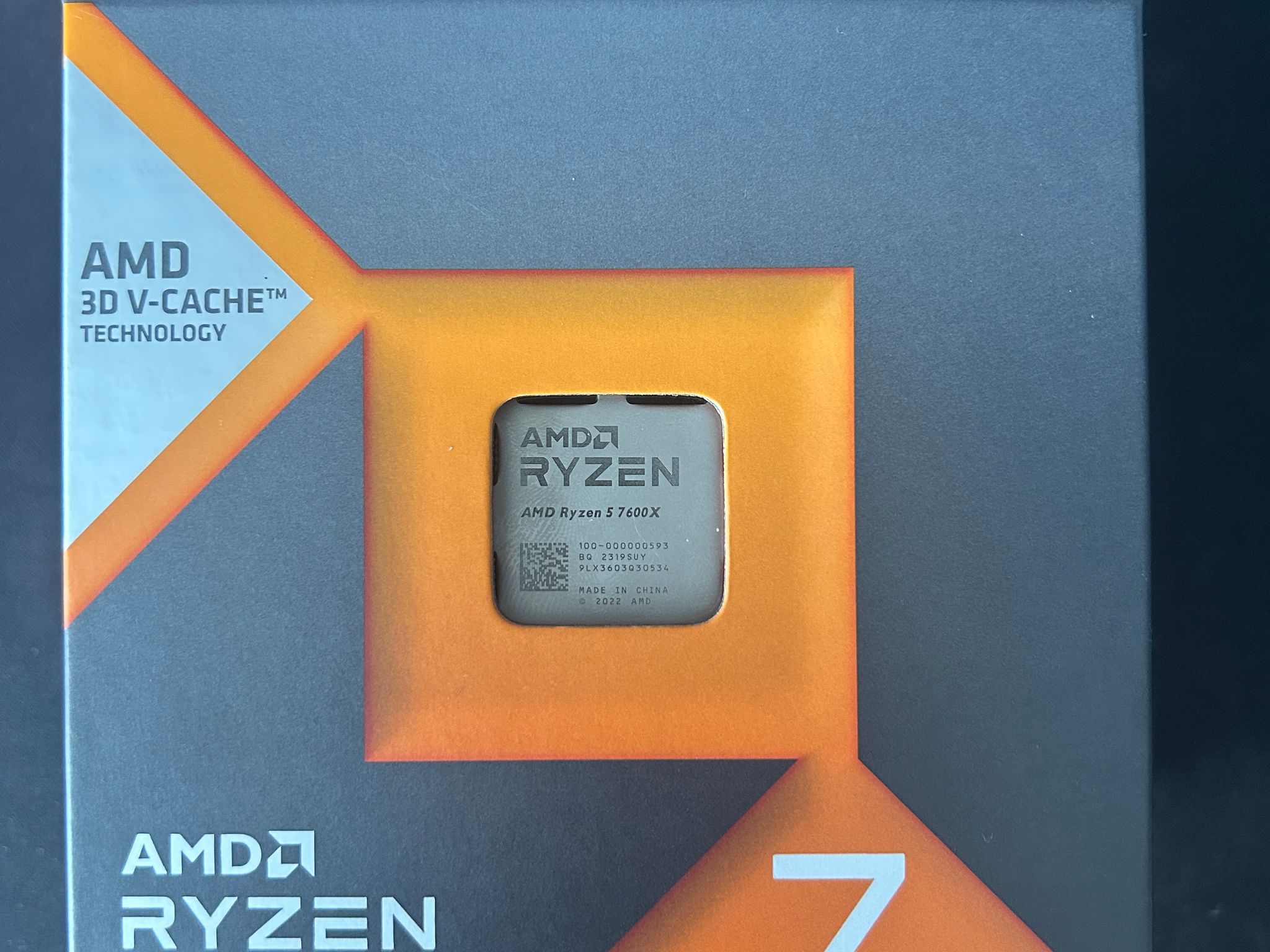 AMD Ryzen 5 7600X