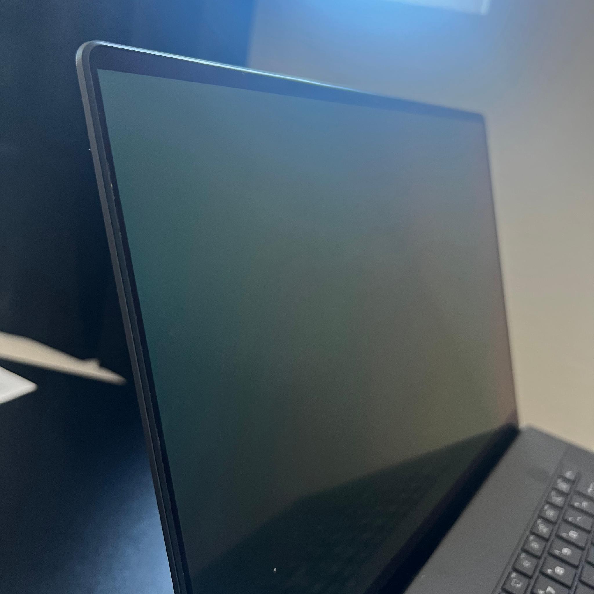ASUS ROG Zephyrus G16 OLED RTX 5070 Ti 12GB | Intel Core Ultra 9 285H | 32GB RAM | 1TB SSD | 240Hz