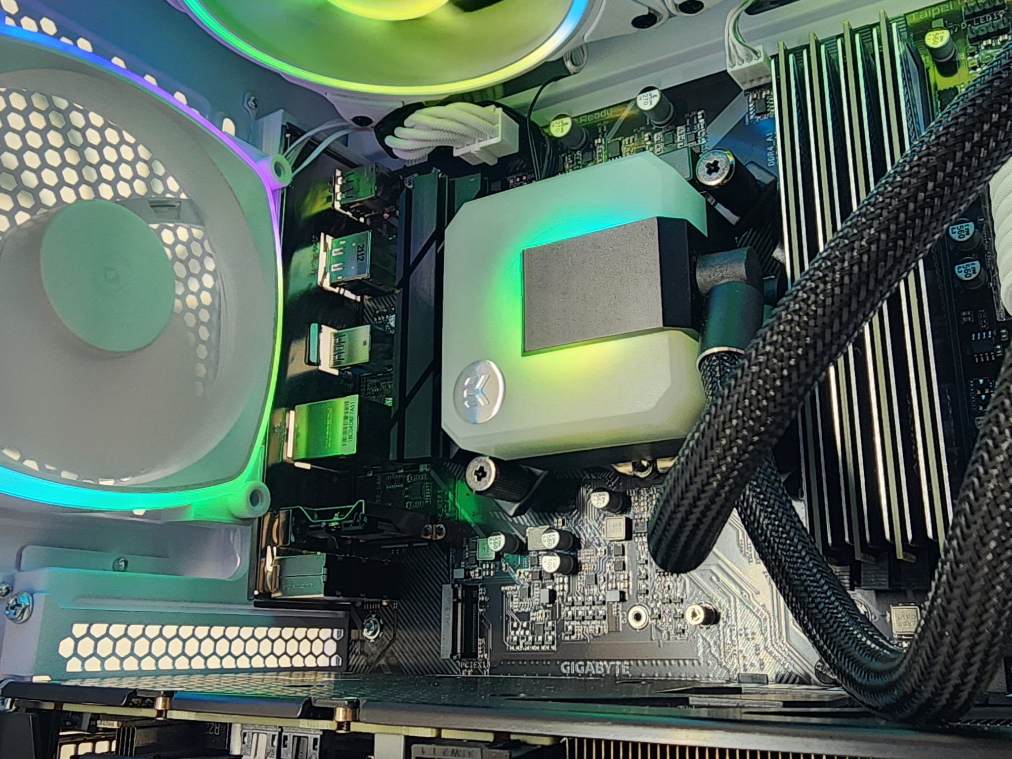 Gaming PC i7-10700K 32GB RAM 1TB SSD RTX 3060 Ti 8GB Windows 11 Computer