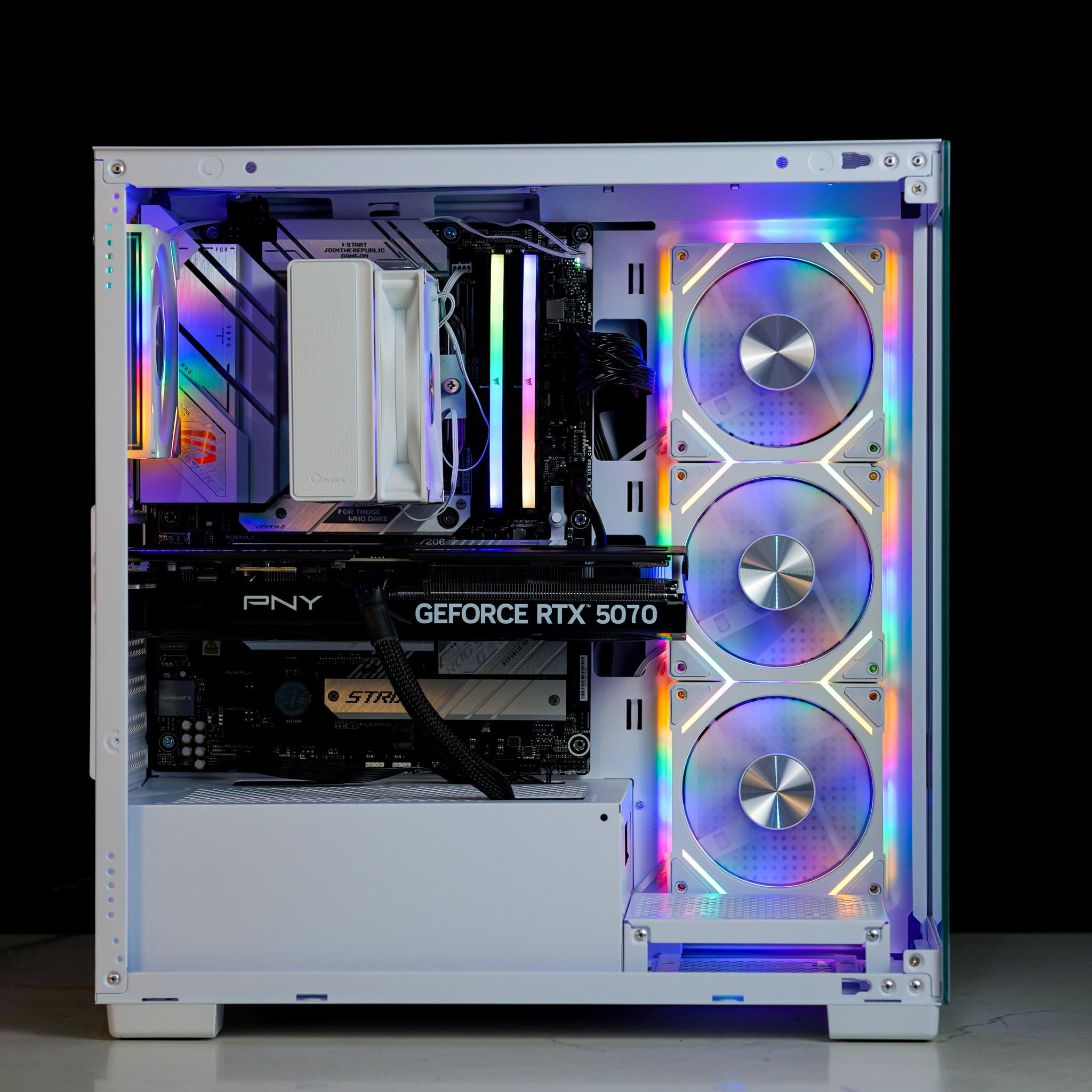 🥶🧊//Glacier Valley// - Ryzen 7 7700, RTX 5070 12GB, 32GB RAM, 2TB SSD🥶🧊 by EXT PC