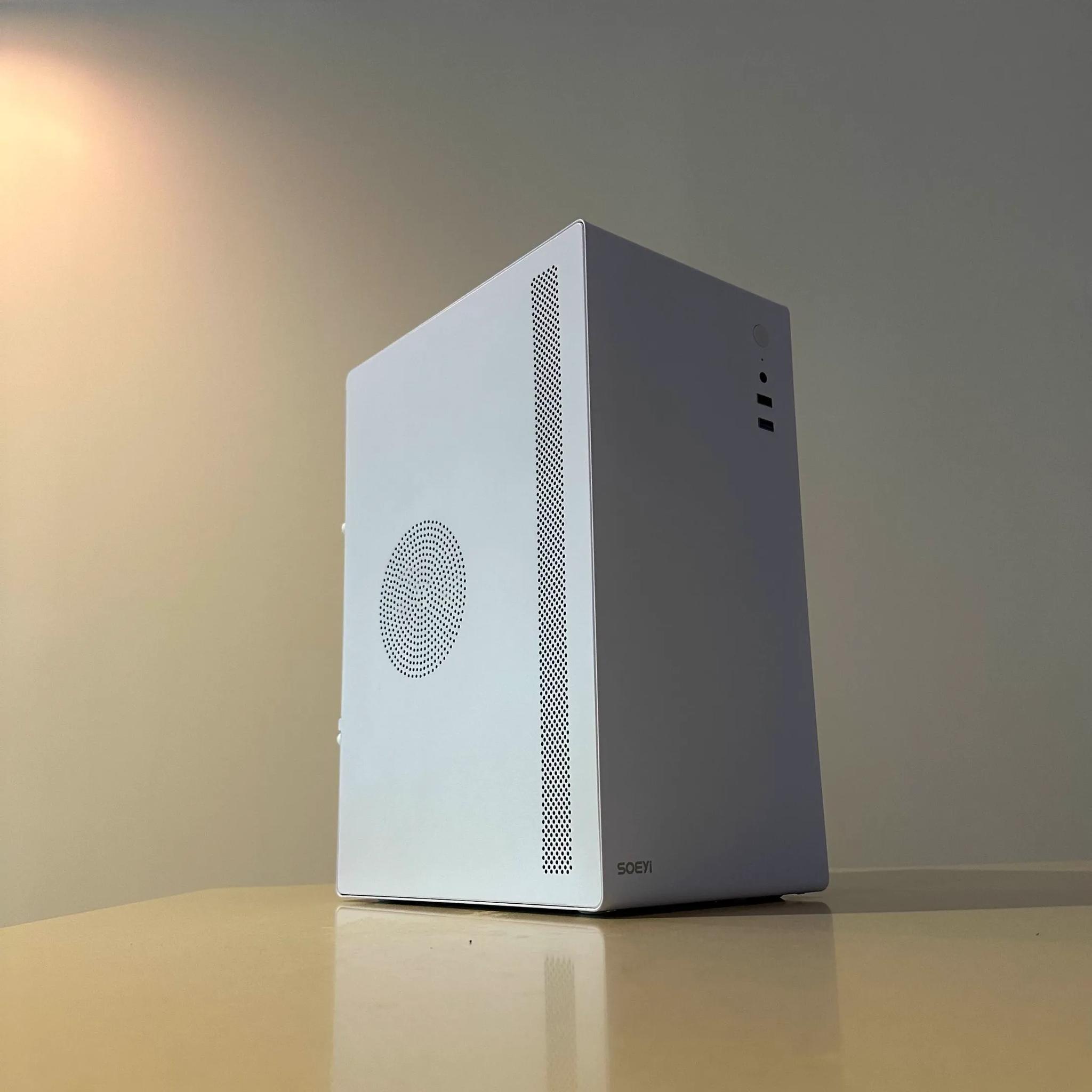 Starter Gaming PC – AMD Ryzen 5 1400 | MSI AMD Radeon RX 570 8GB | 32GB RAM | 1TB SSD | Win11