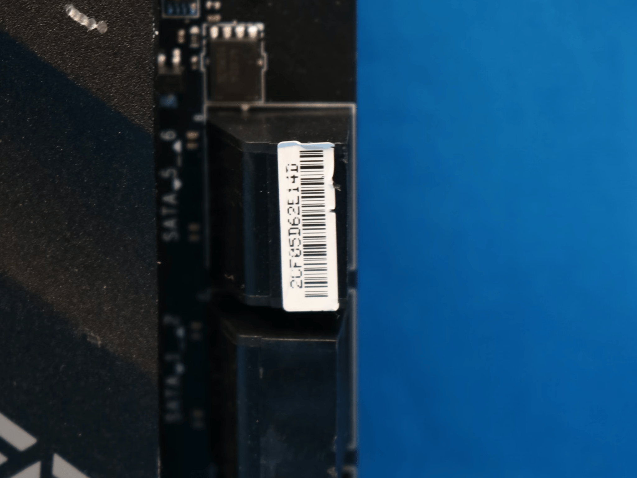 *DAMAGED* MSI MPG B550 Gaming Edge WIFI AMD Socket AM4 DDR4 ATX Desktop Motherboard