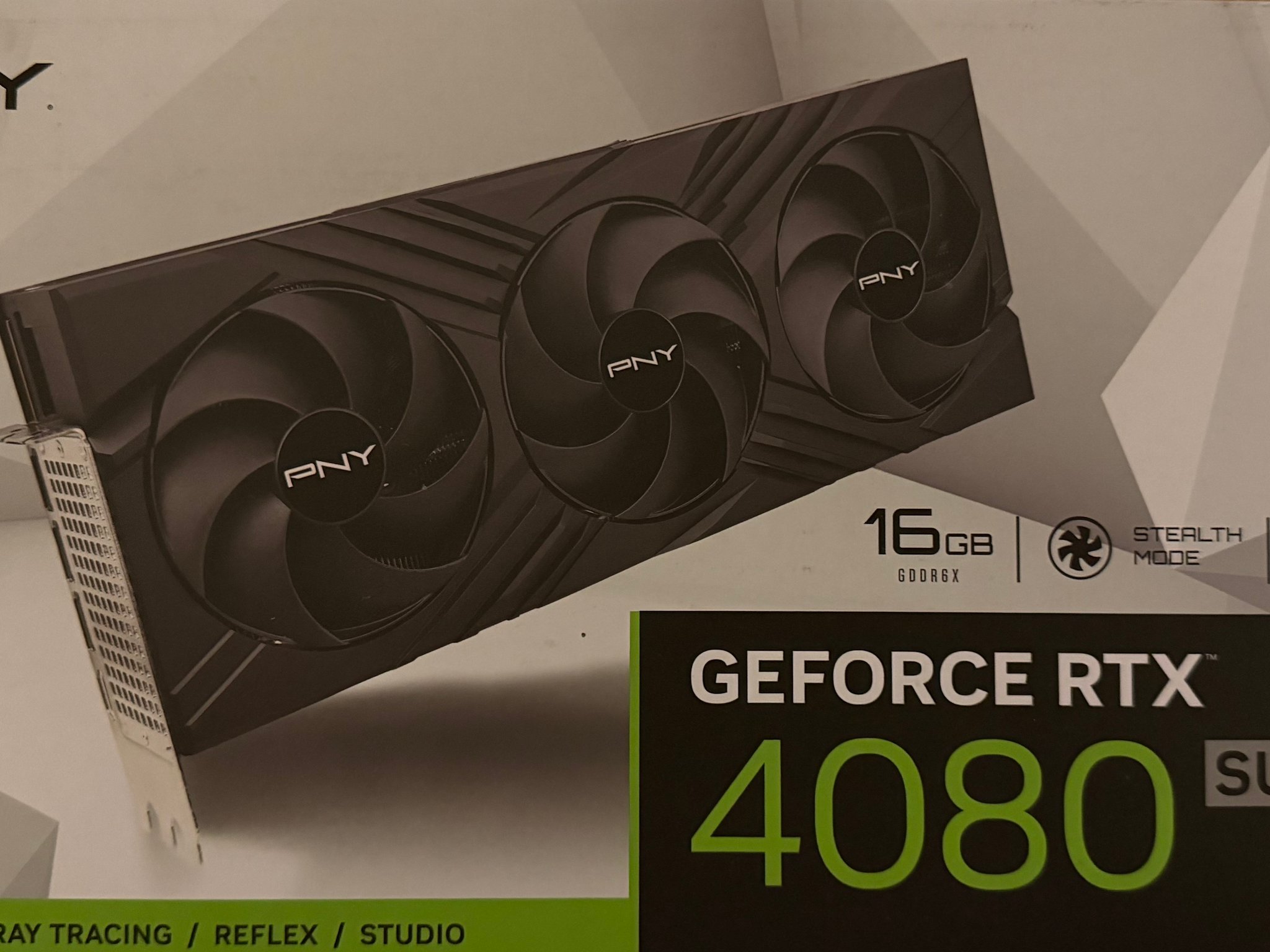 PNY RTX 4080 Super VERTO OC 16GB