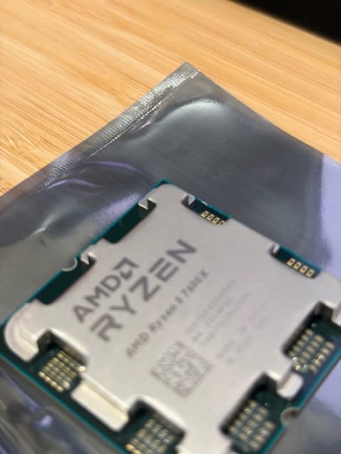AMD Ryzen 5 7600X - like new