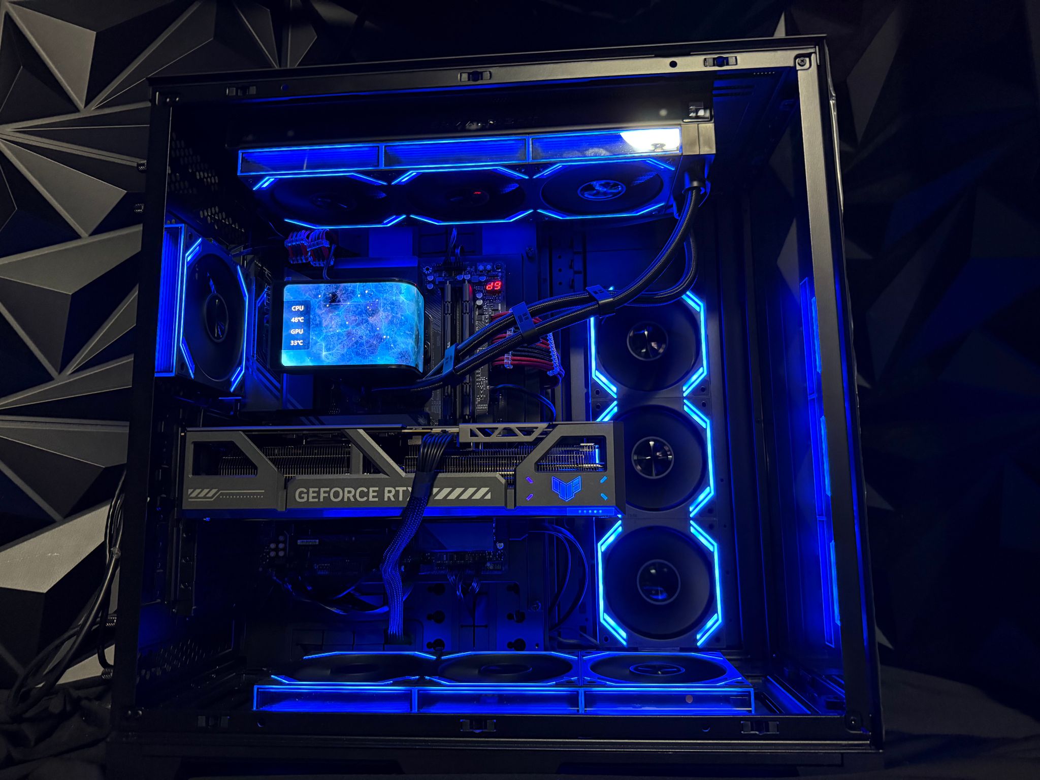 🔥🟥 REDLINE APEX 🟥🔥 Ryzen 9 9950X| RTX 5080| 64 GB DDR5| 6 TB NVMe| 1250W PSU