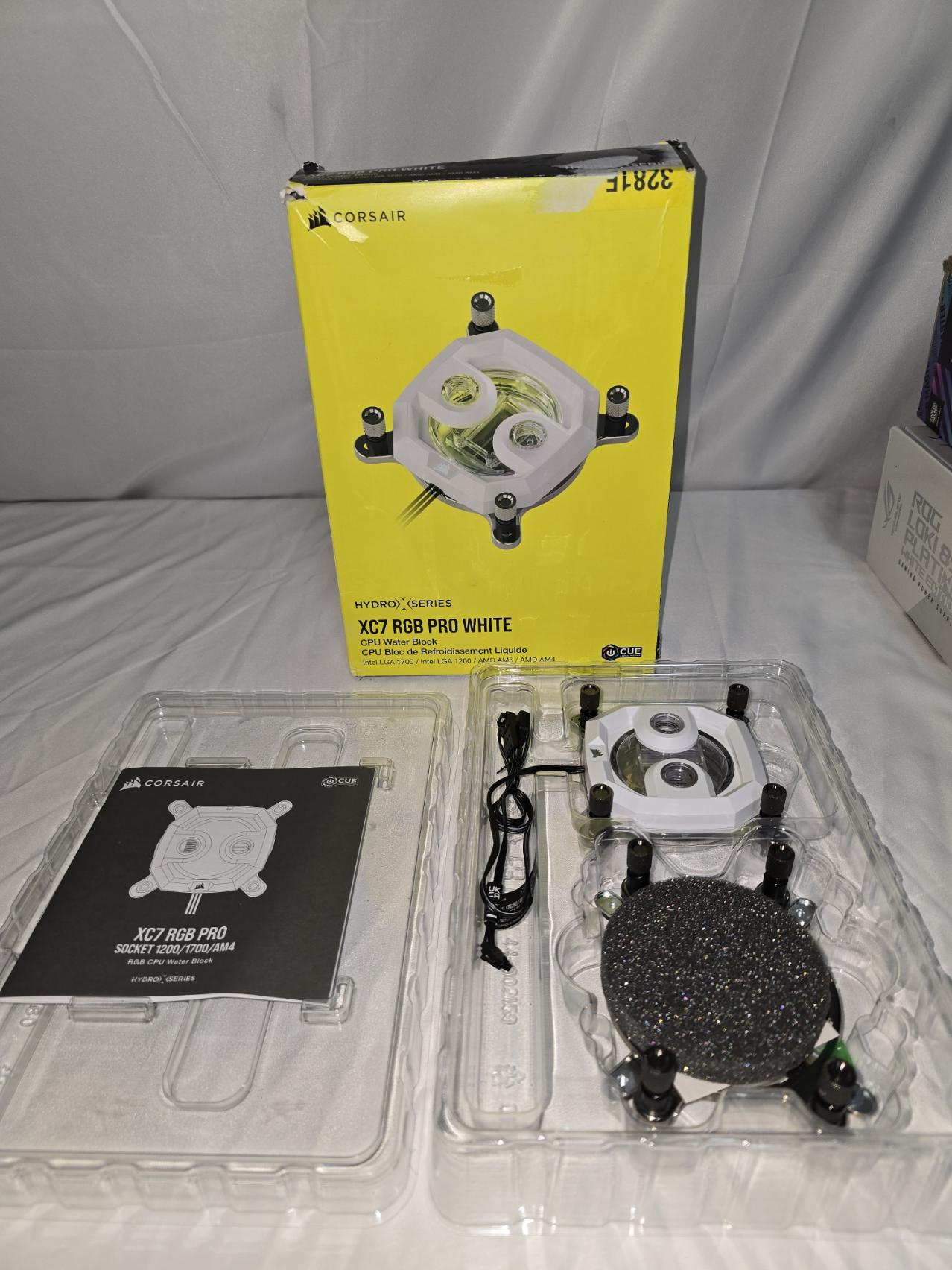 XC7 RGB Pro White