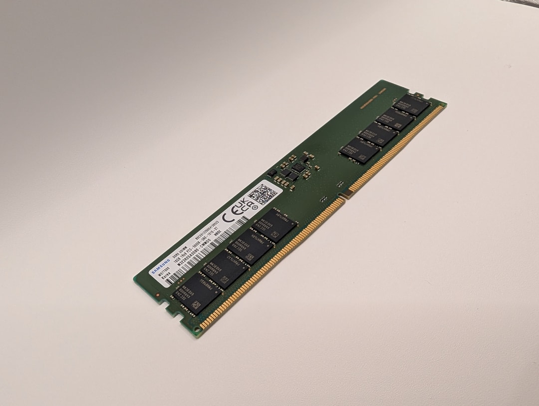 Samsung 16GB 1RX8 PC5-5600B-UA0-1010-XT Desktop Memory | Jawa