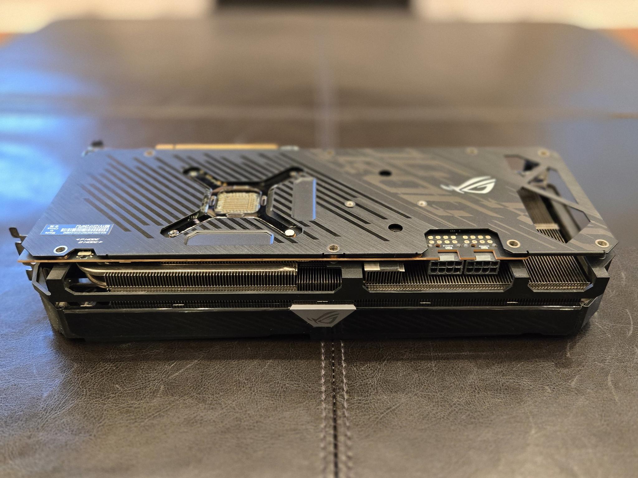 Asus Strix RX 6700XT 12GB