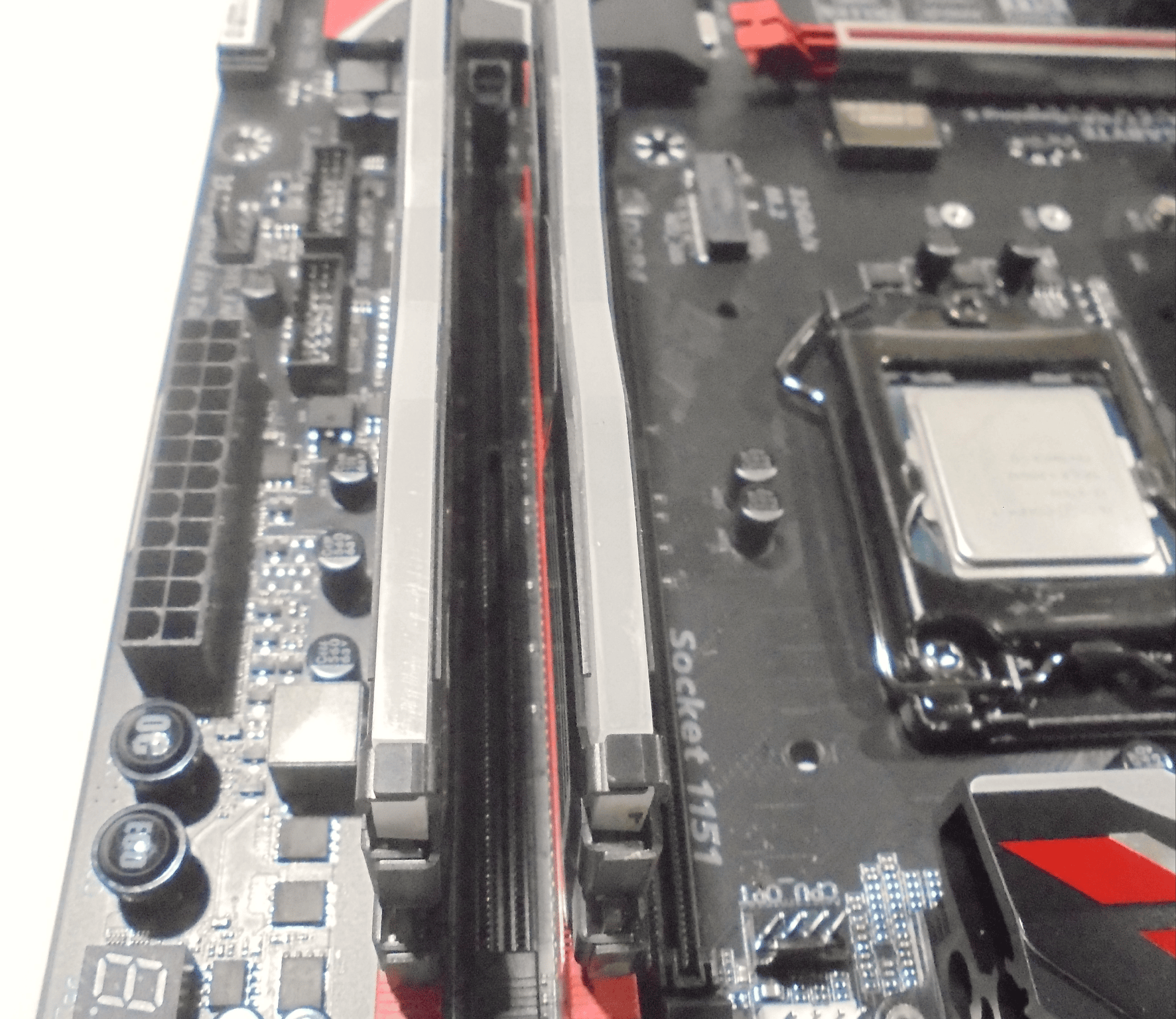 Gigabyte GA-Z170X-Gaming 6/Intel I7-6700K/16GB Asus Aura Ram/Original box