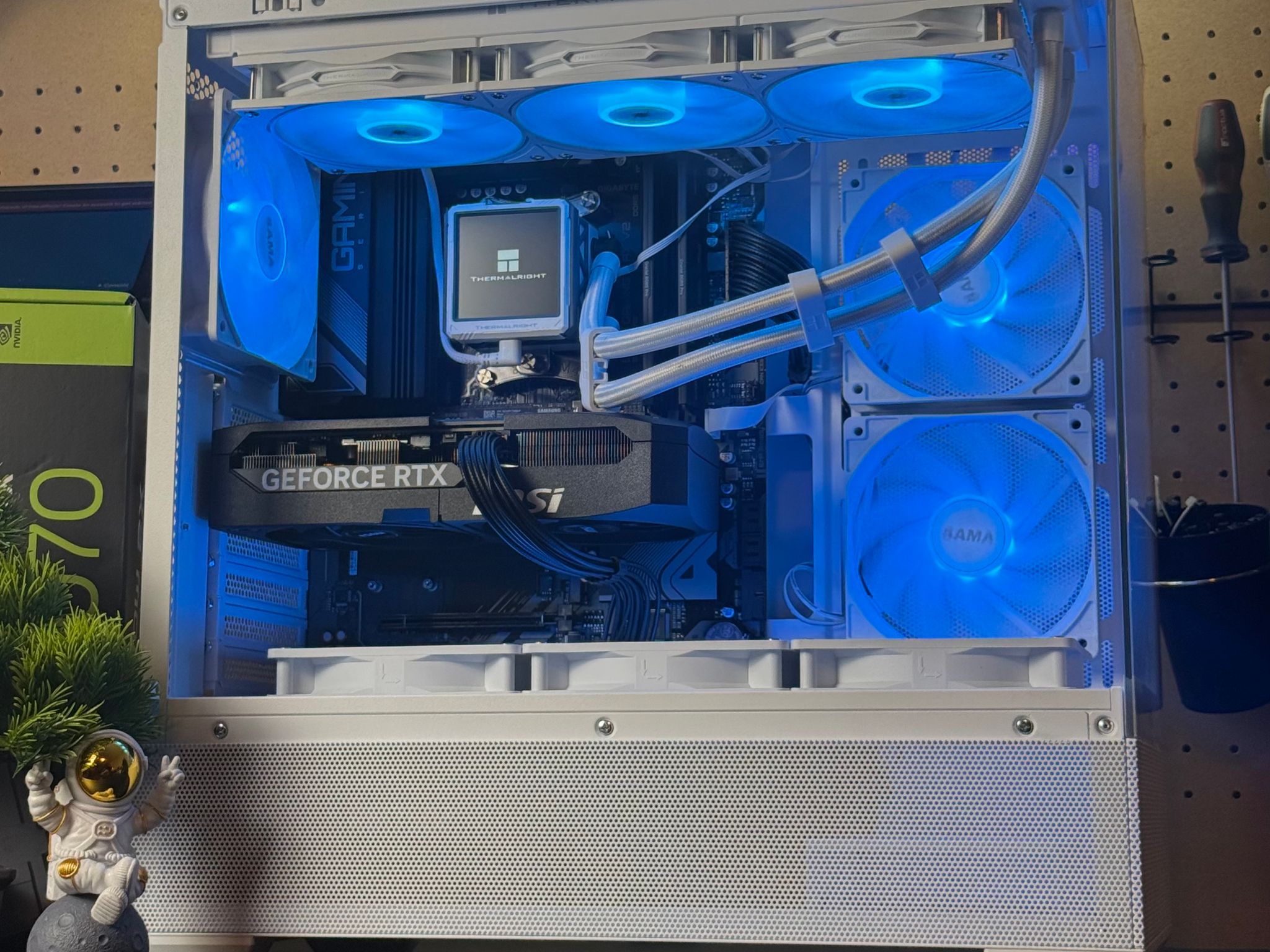 1440P Gaming PC | RTX 5070 | Ryzen 7 7800x3D | 32GB DDR5 | 1TB | Windows 11