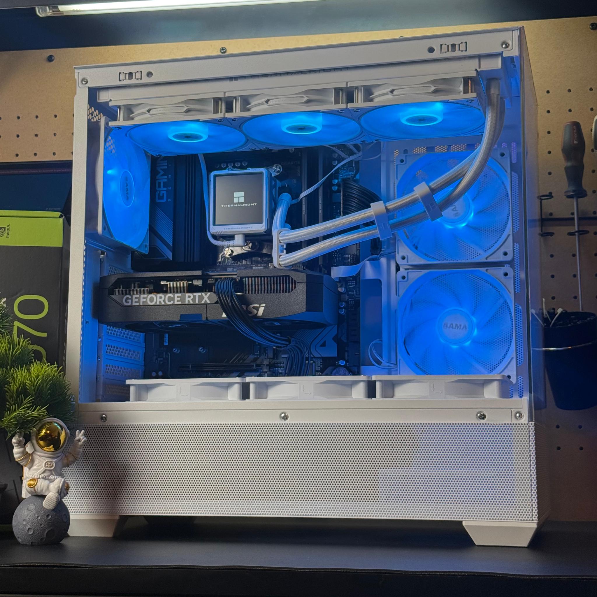 1440P Gaming PC | RTX 5070 | Ryzen 7 7800x3D | 32GB DDR5 | 1TB | Windows 11