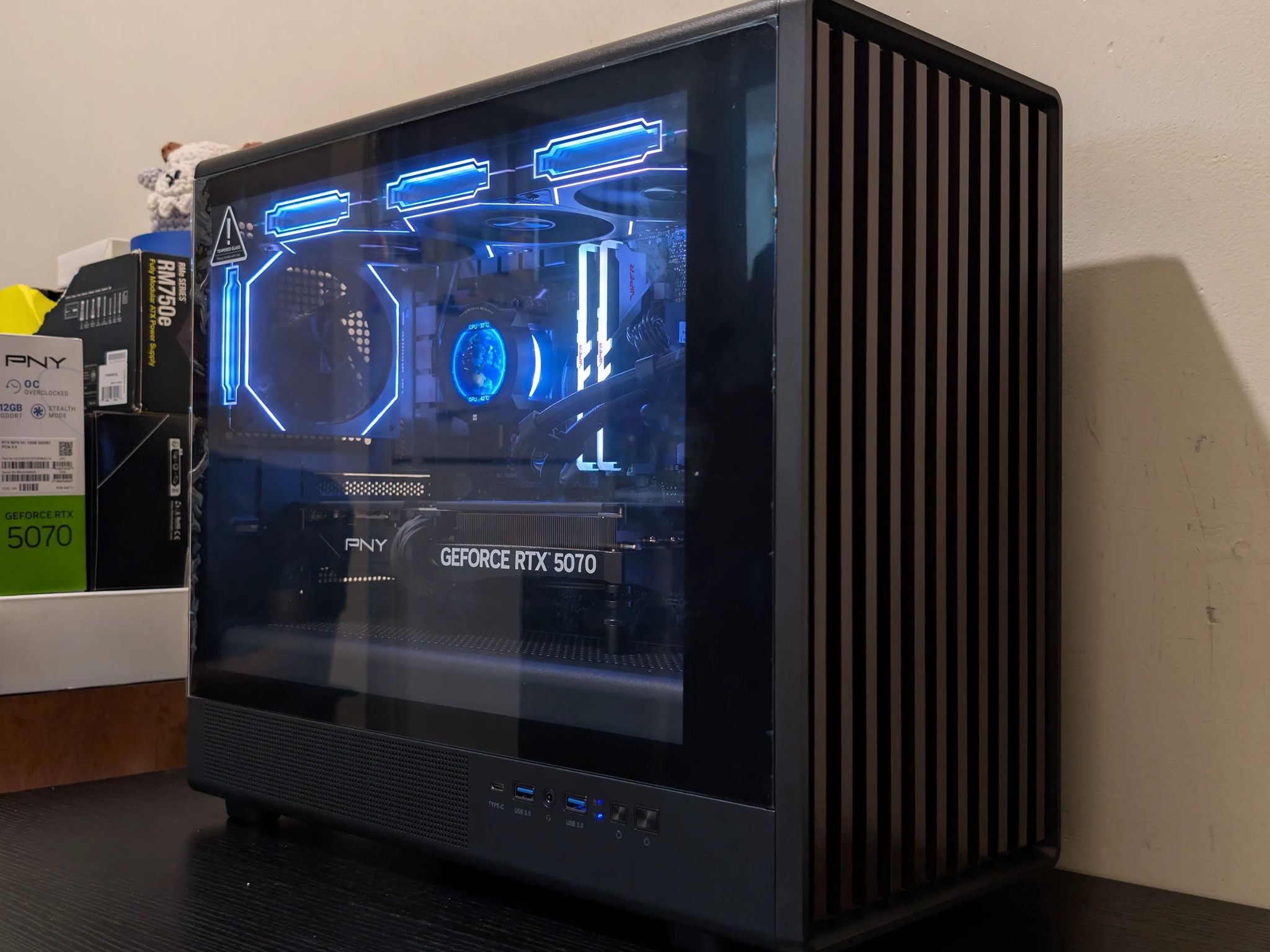 🪵🔥1440p Gaming Beast | RTX 5070 | Ryzen 5 7600X | 1TB SSD | 32GB RAM | WiFi 6 & Bluetooth🔥🪵