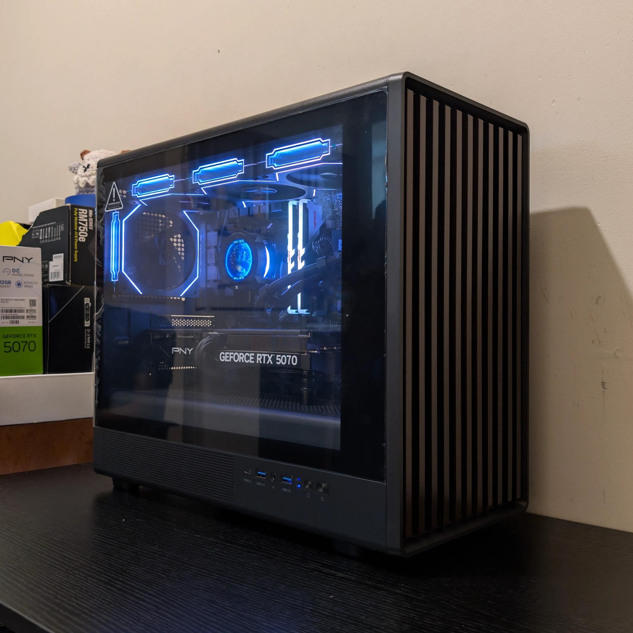 🪵🔥1440p Gaming Beast | RTX 5070 | Ryzen 5 7600X | 1TB SSD | 32GB RAM | WiFi 6 & Bluetooth🔥🪵