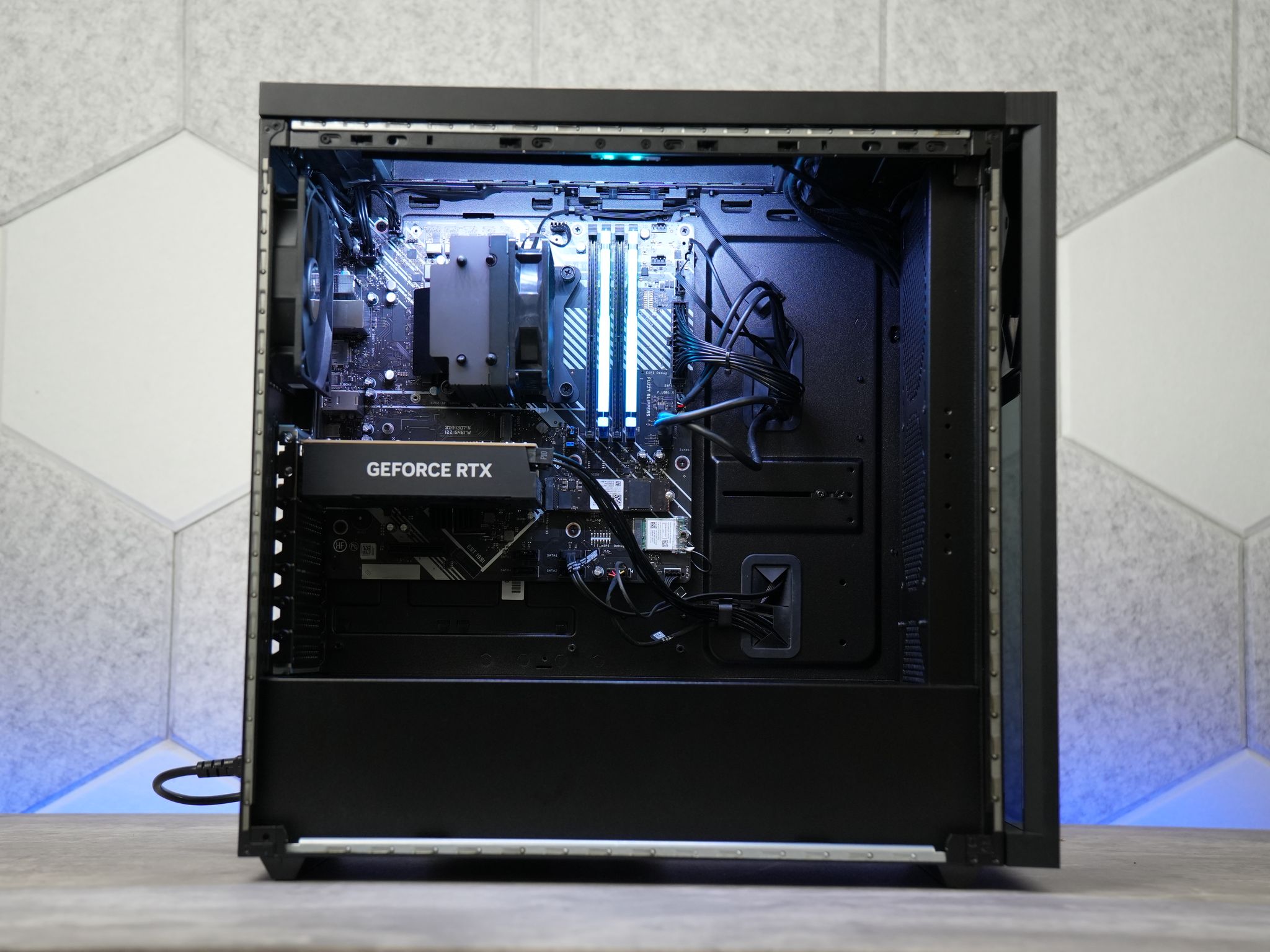 Gaming PC | RTX 4060 | RYZEN 5 | 16GB DDR5 | WINDOWS 11 | WIFI & BT