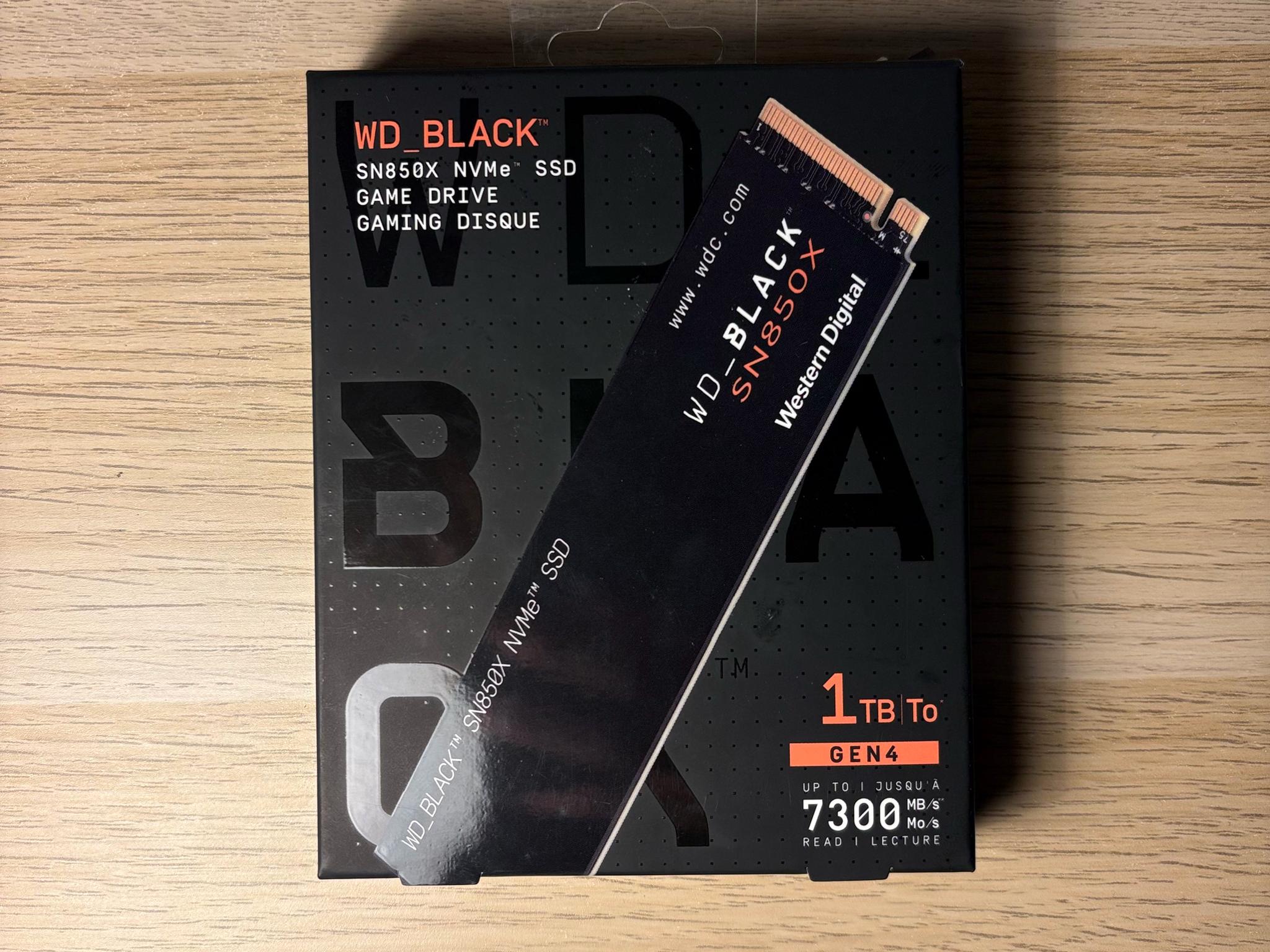 Western Digital WD_BLACK SN850X 1TB NVMe SSD Gen 4 Game Drive Black