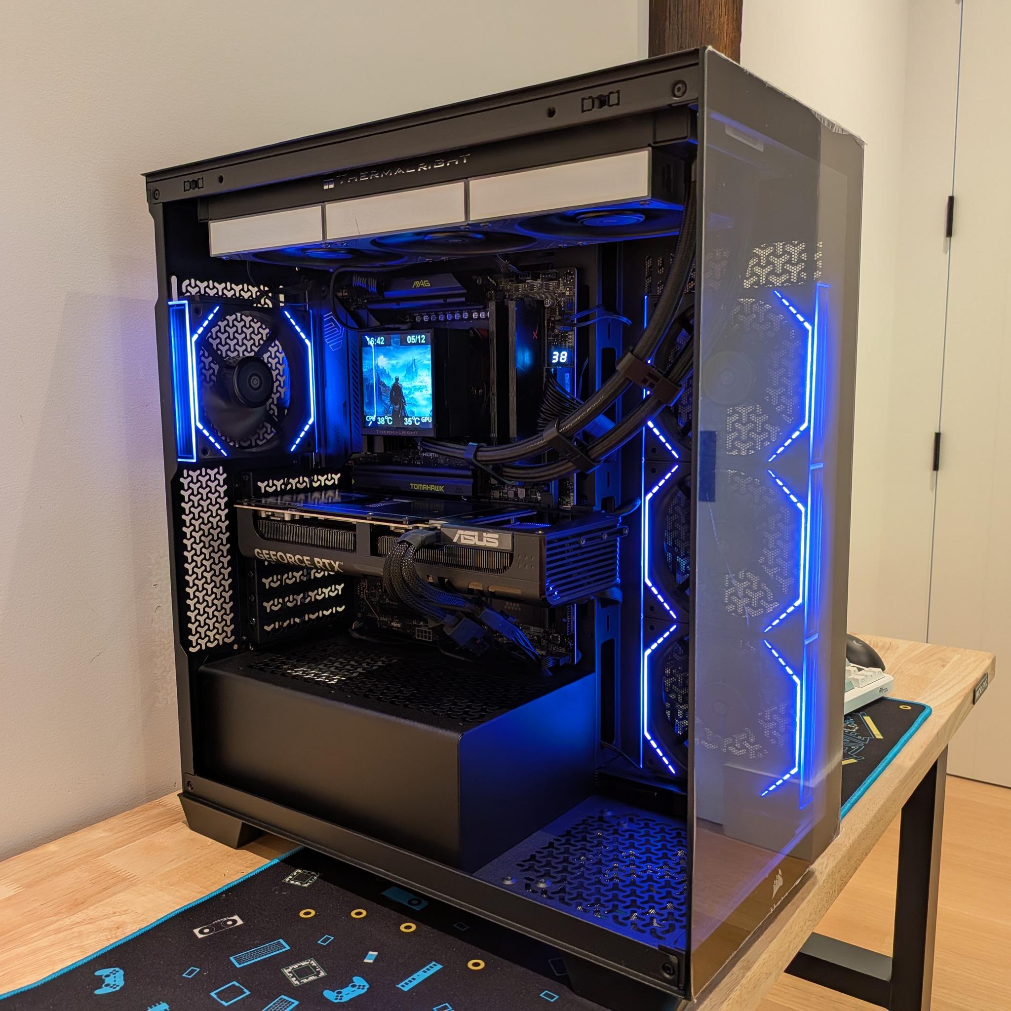 4K Elden Lord - RTX 5070 Ti, Ryzen 7 7800X3D, 32 GB DDR5 RAM, 2 TB Gen 4 NVME, Liquid Cooled, RGB