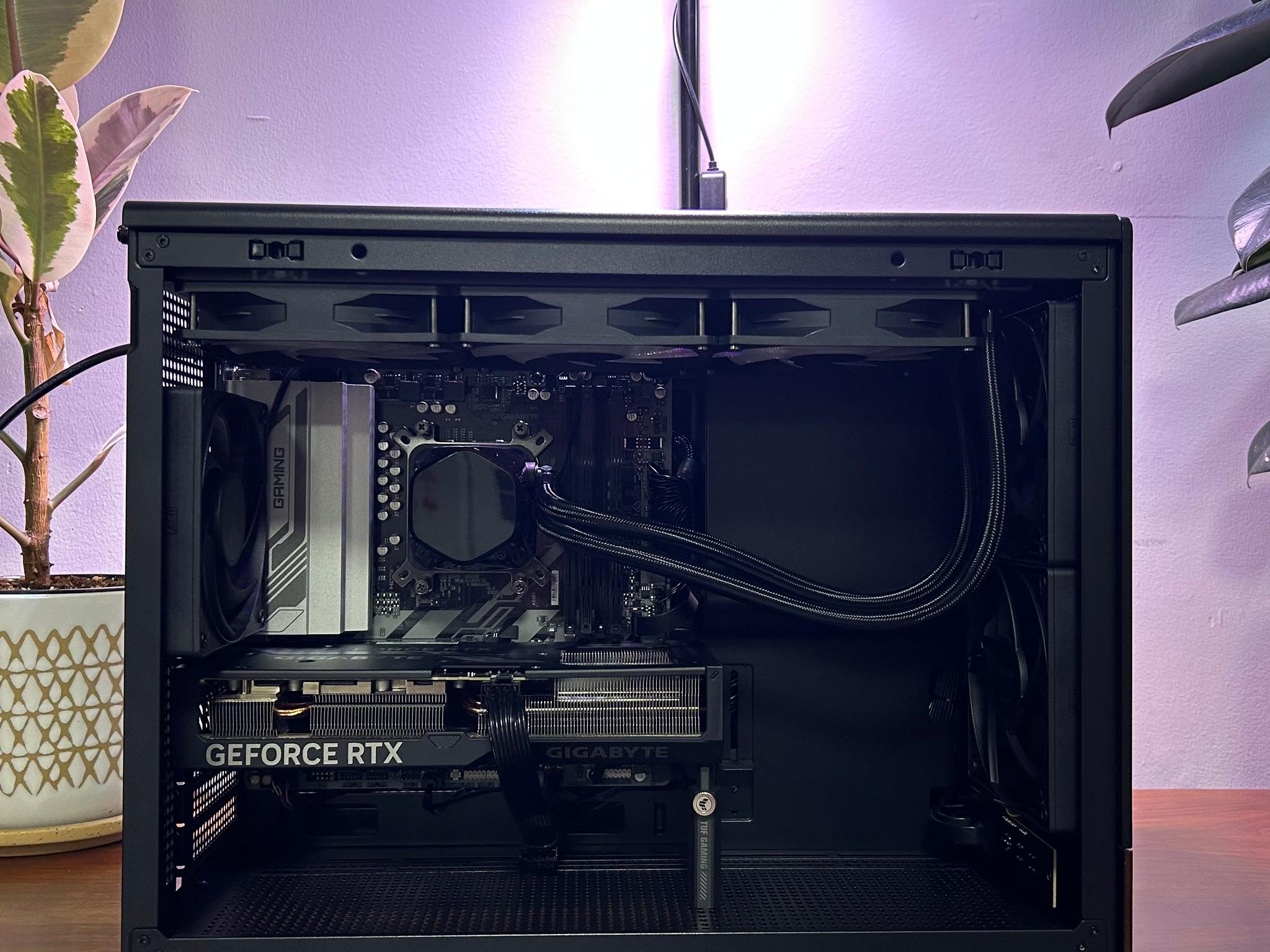 RTX 4070 | Ryzen 5 7600X | 32GB DDR5 | 2TB NVMe | 360mm AIO | 850W Gold