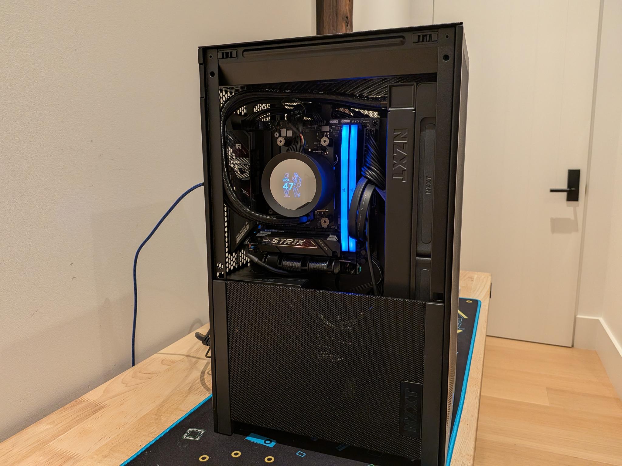 4K Flow - RX 9070 XT, Ryzen 7 9800X3D, 32 GB DDR5 RAM, 2 TB Gen 4 NVME, Liquid Cooled, RGB