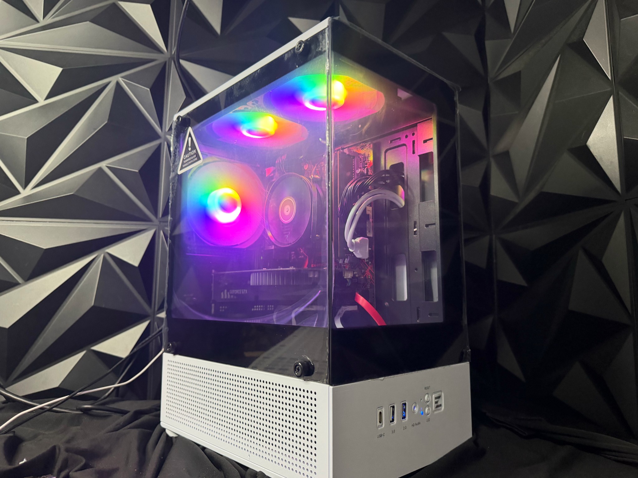 💸💪 THE BUDGET BRO 💪💸i5 10500T| GTX 1650 4GB| 16 GB DDR4| 500GB SSD| 650W PSU